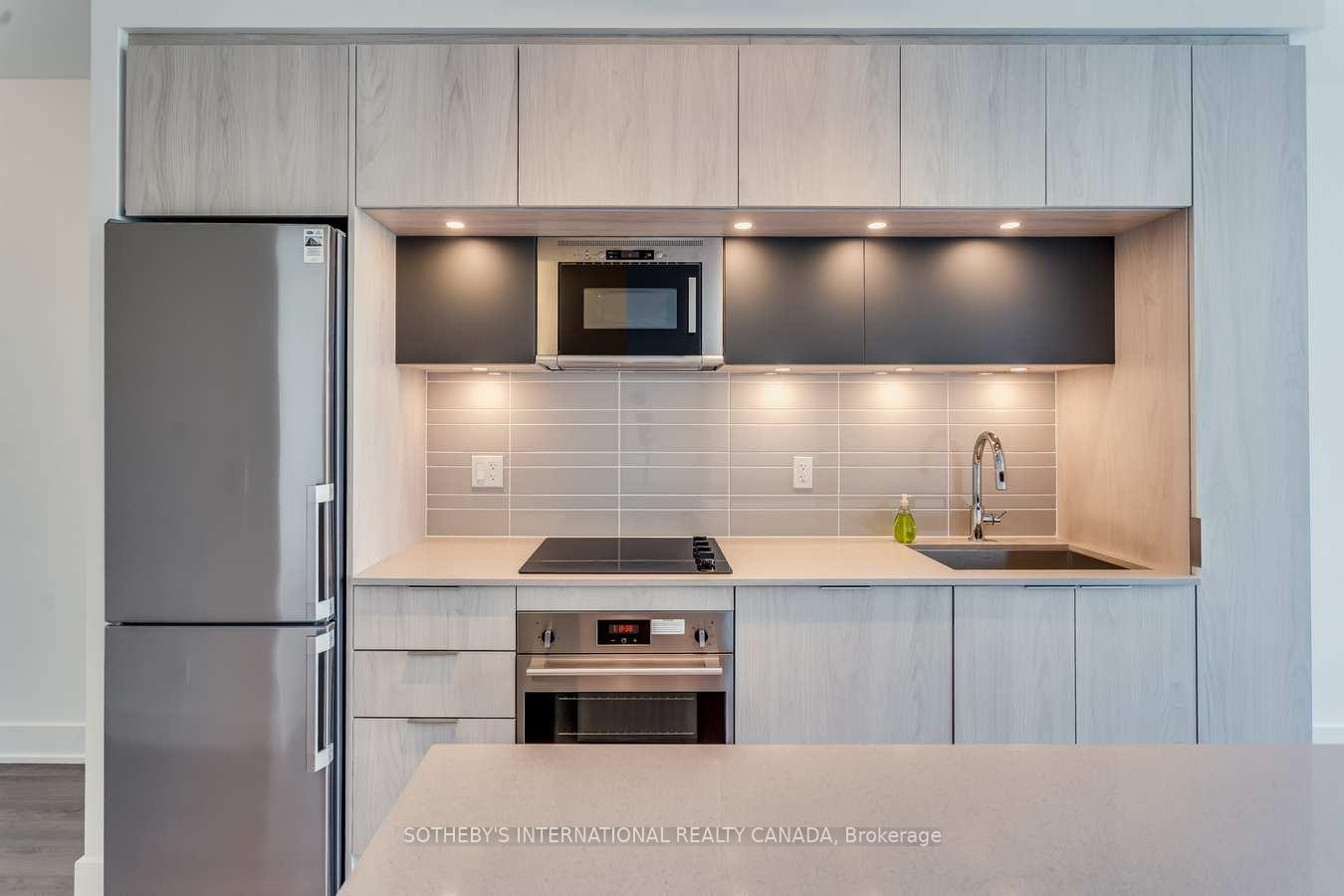 Photo 3 of Unit 405, 1 Belsize Drive, Toronto, Mount Pleasant West — HOMEH