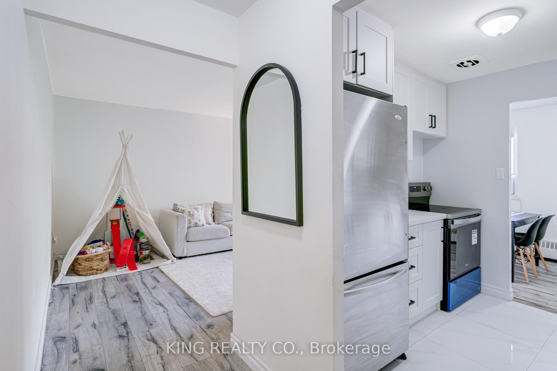 Photo 3 of Unit 512, 936 Glen Street, Oshawa, Lakeview — HOMEH