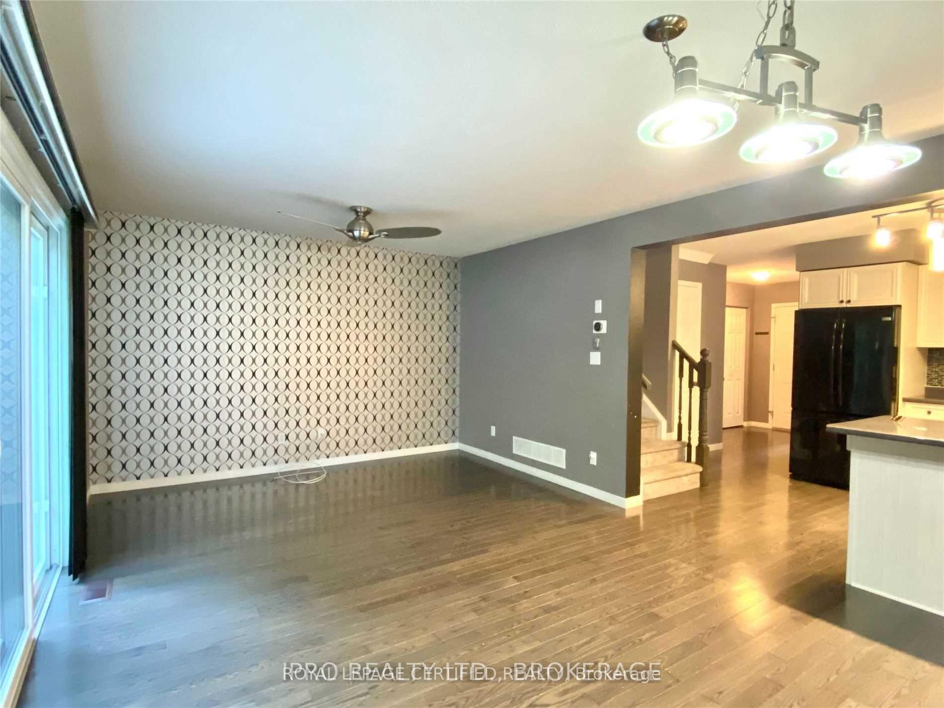 Photo 11 of Unit 23, 300 Fallowfield Drive, Kitchener, Country Hills East — HOMEH