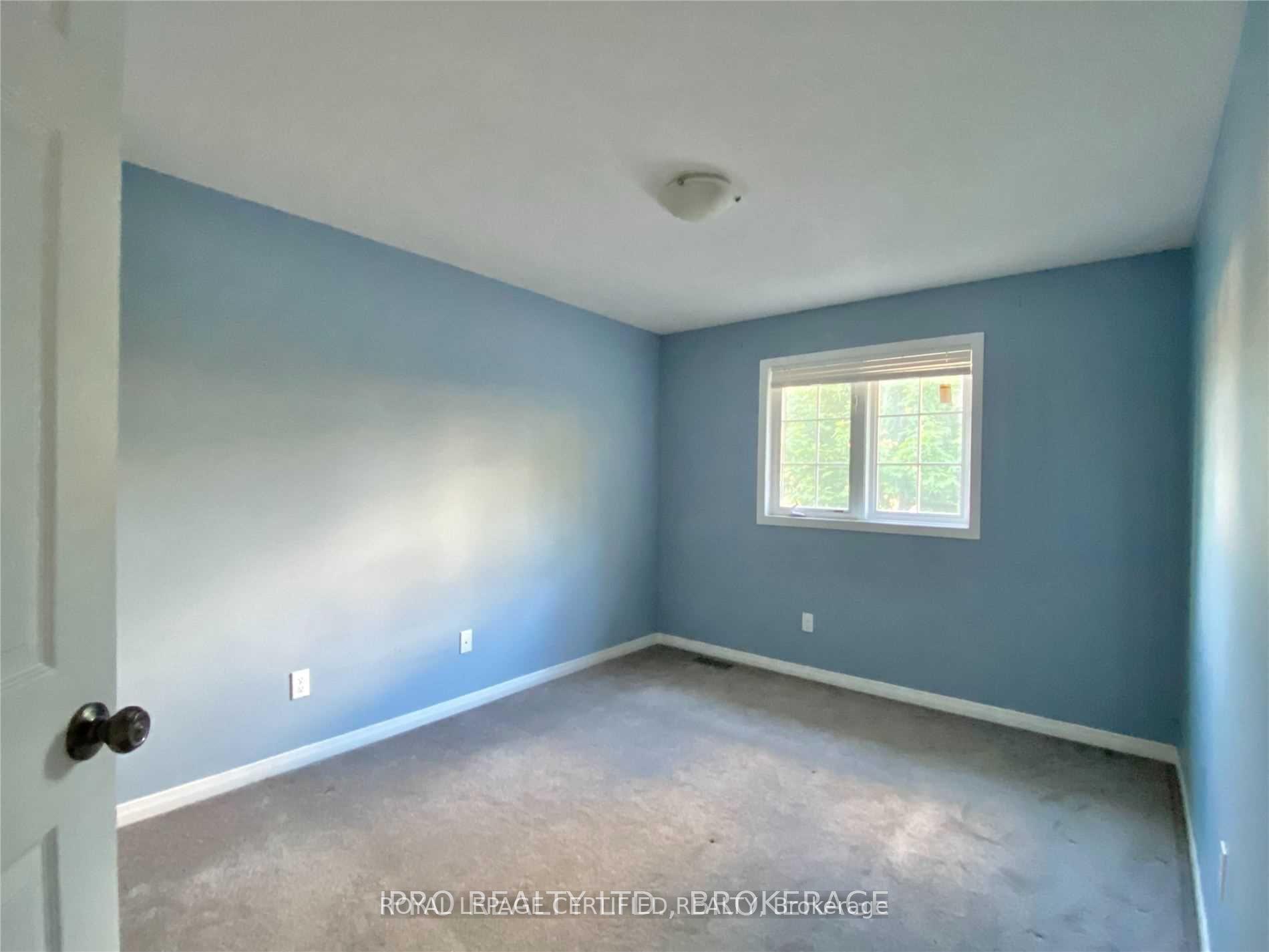 Photo 14 of Unit 23, 300 Fallowfield Drive, Kitchener, Country Hills East — HOMEH