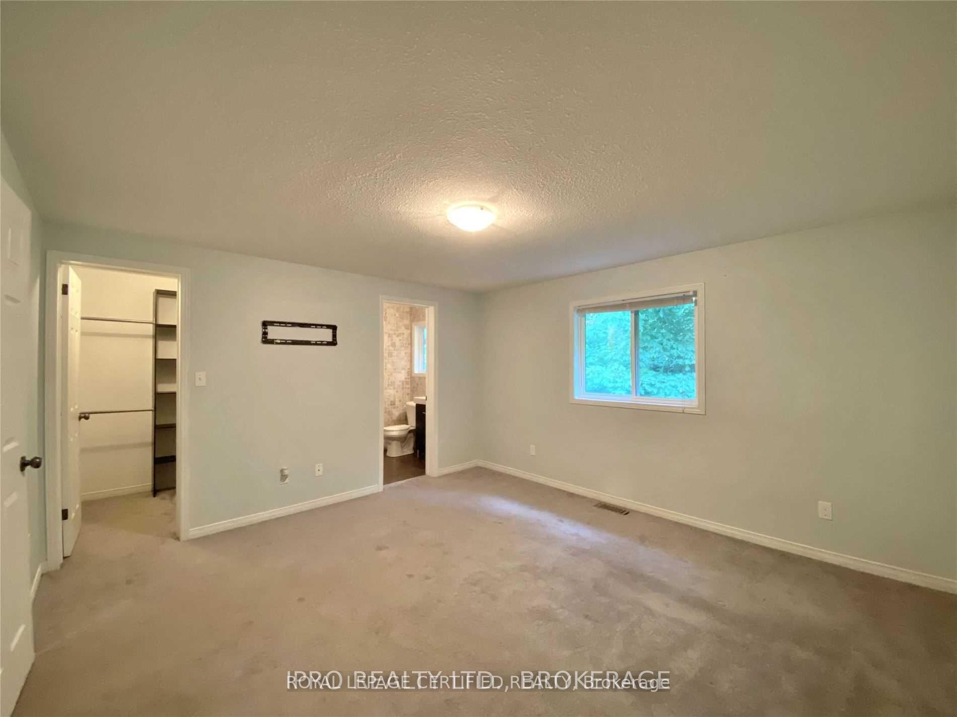 Photo 9 of Unit 23, 300 Fallowfield Drive, Kitchener, Country Hills East — HOMEH
