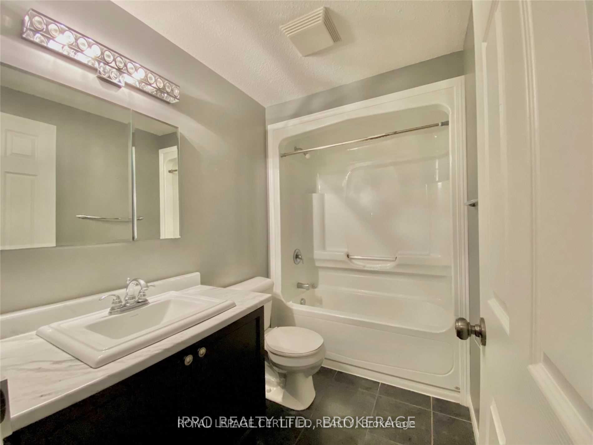 Photo 5 of Unit 23, 300 Fallowfield Drive, Kitchener, Country Hills East — HOMEH