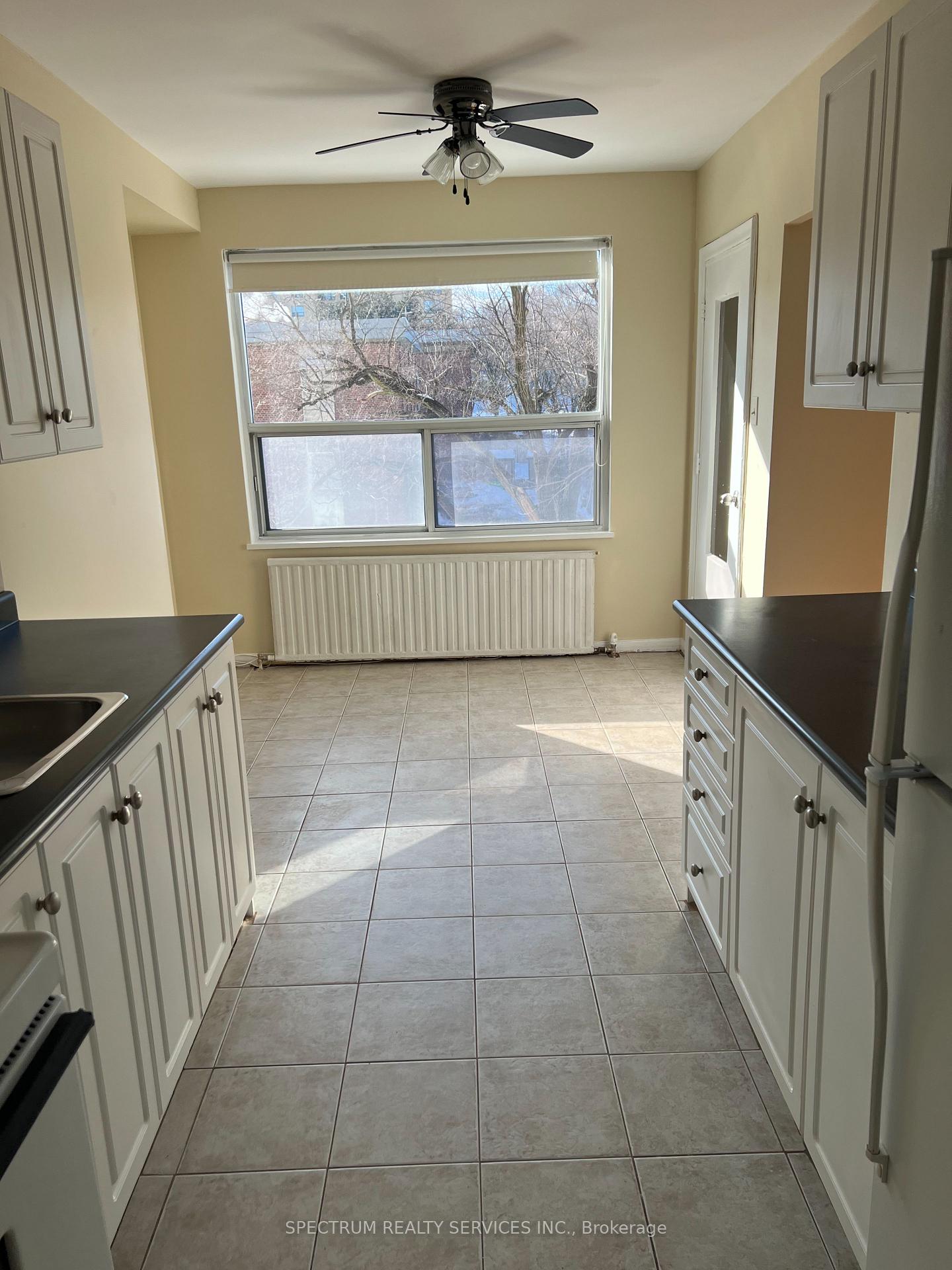 Photo 4 of Unit 306, 660 Eglinton Avenue W, Toronto, Forest Hill North — HOMEH