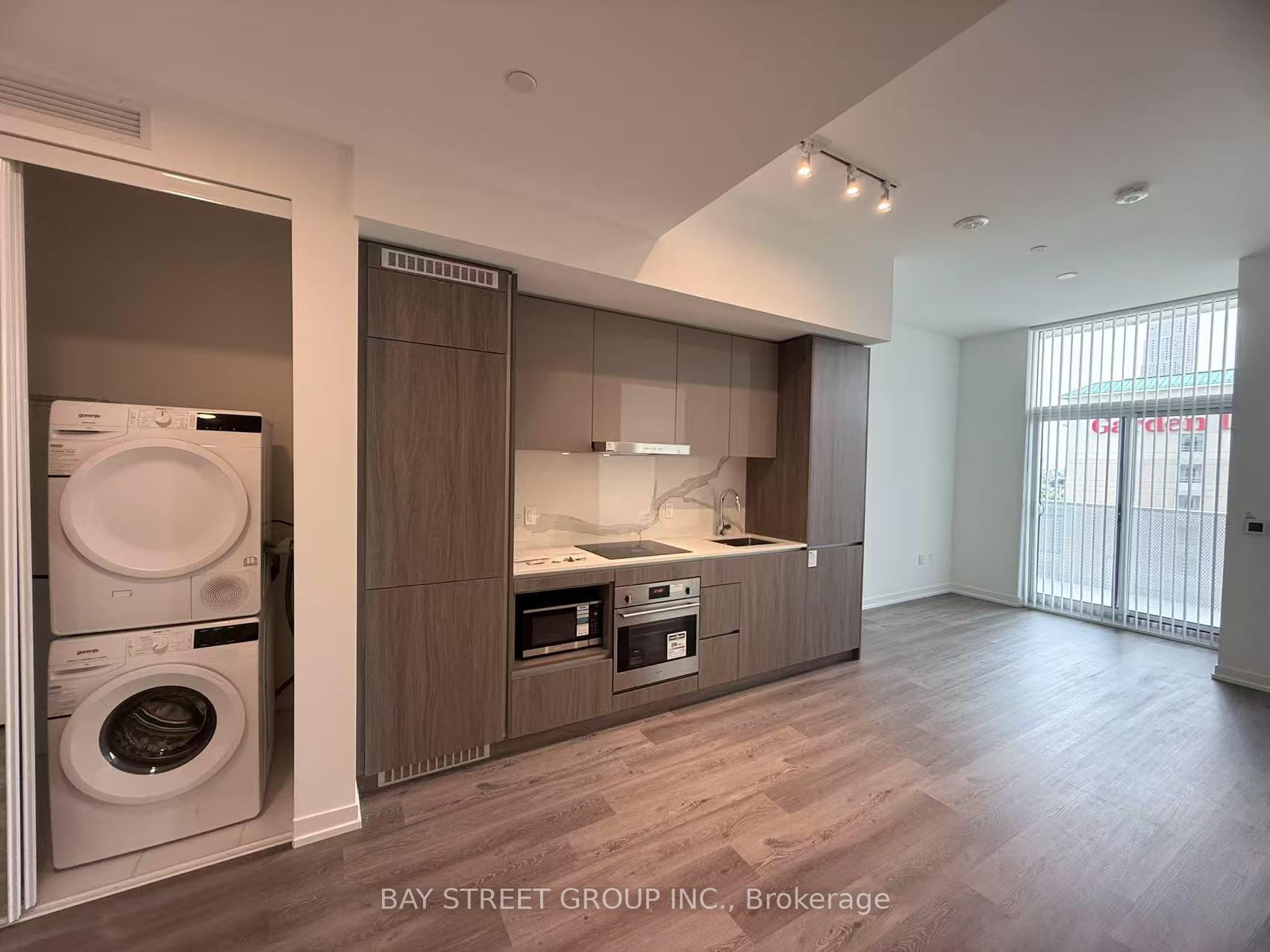 Photo 13 of Unit 610, 28 Interchange Way, Vaughan, Vaughan Corporate Centre — HOMEH