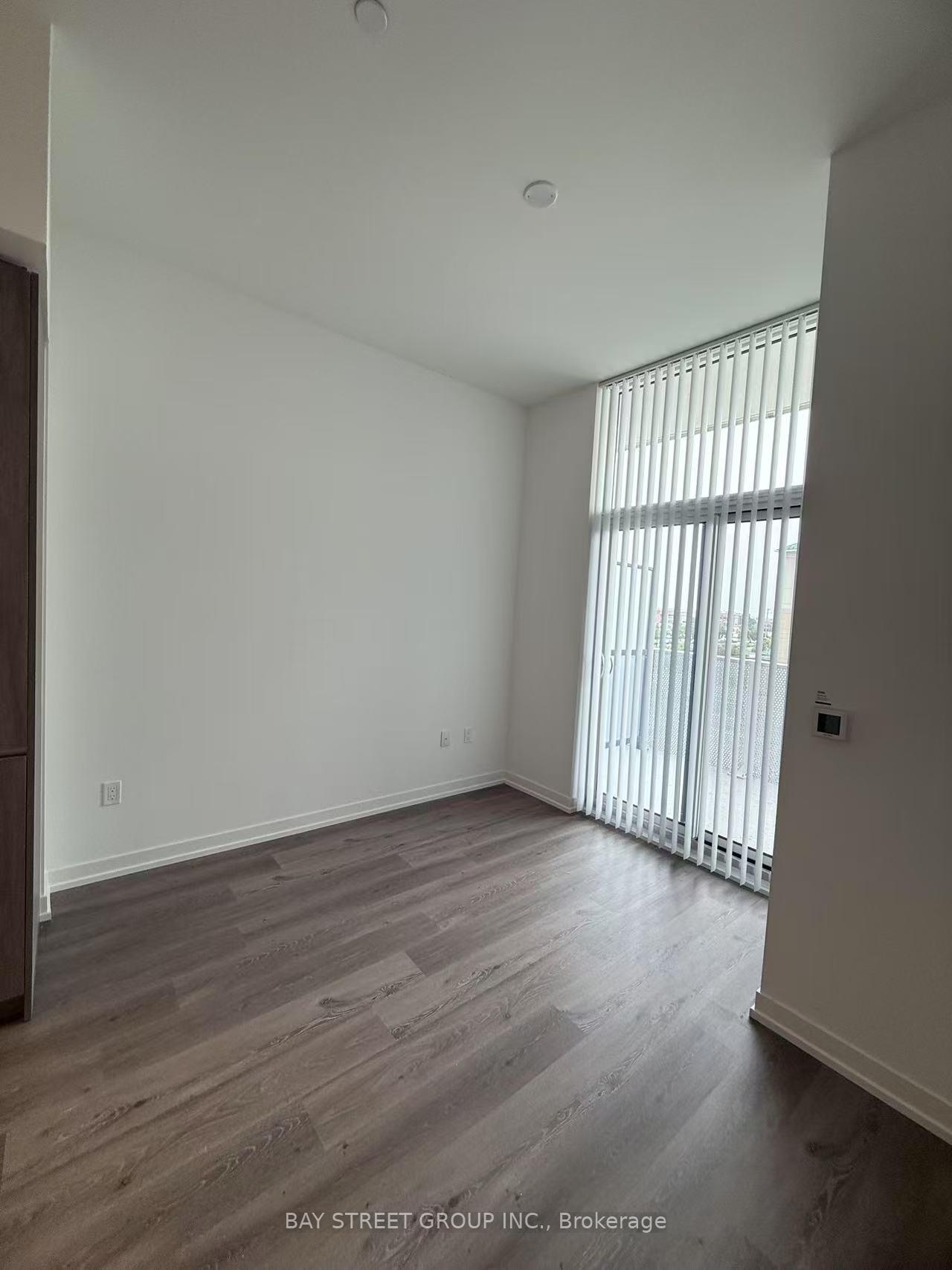 Photo 8 of Unit 610, 28 Interchange Way, Vaughan, Vaughan Corporate Centre — HOMEH