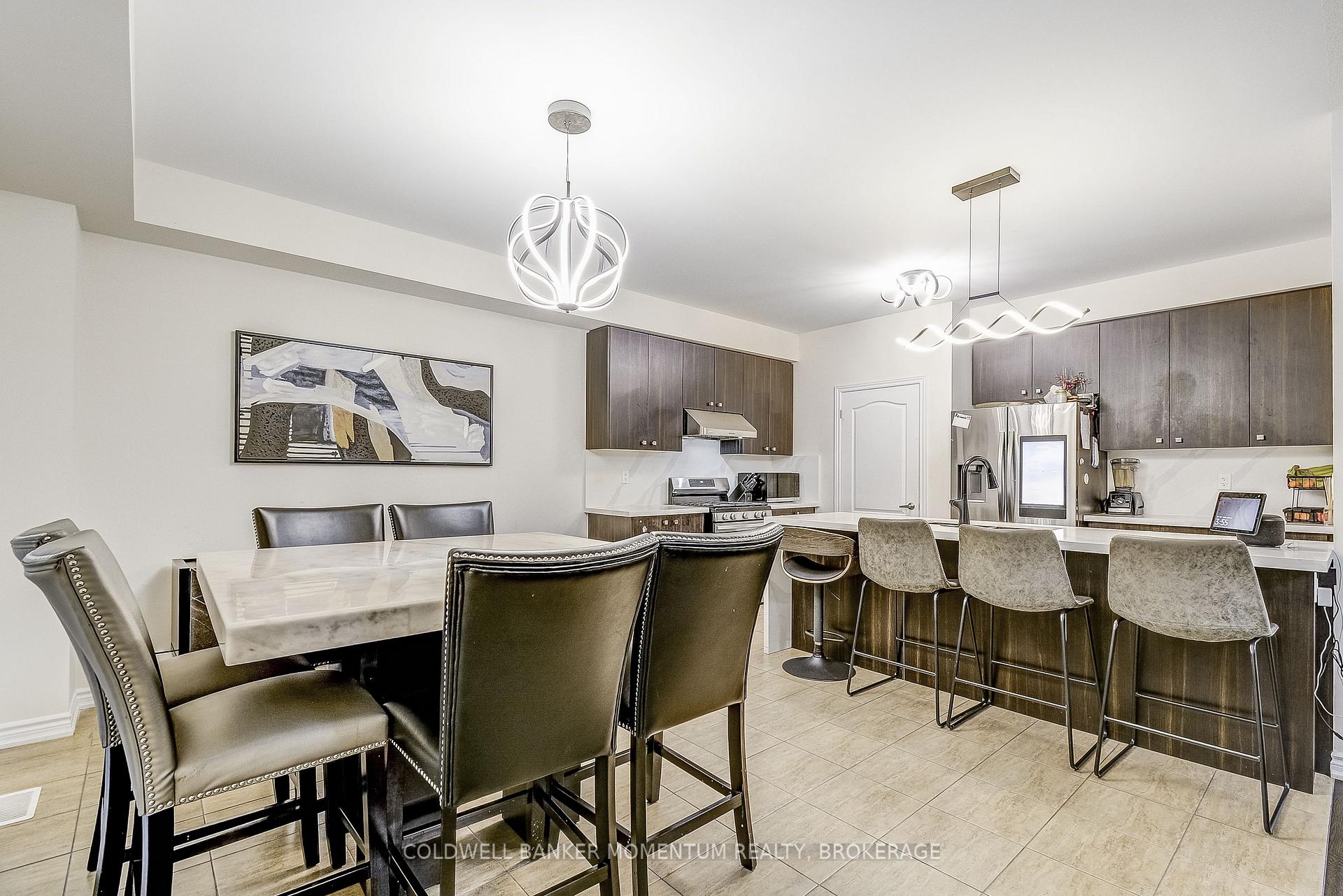 Photo 12 of 516 Barker Parkway, Thorold, Rolling Meadows — HOMEH