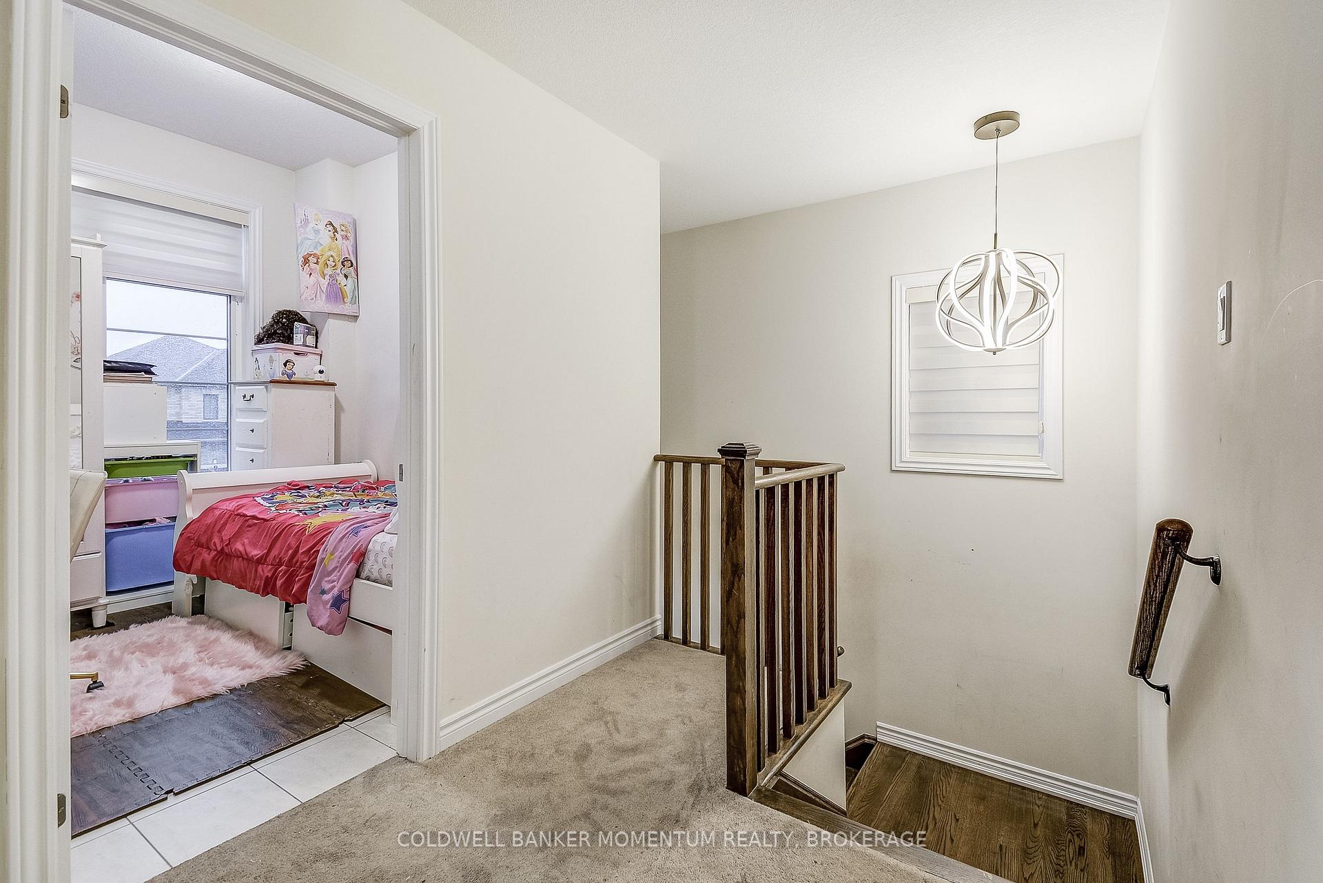 Photo 10 of 516 Barker Parkway, Thorold, Rolling Meadows — HOMEH