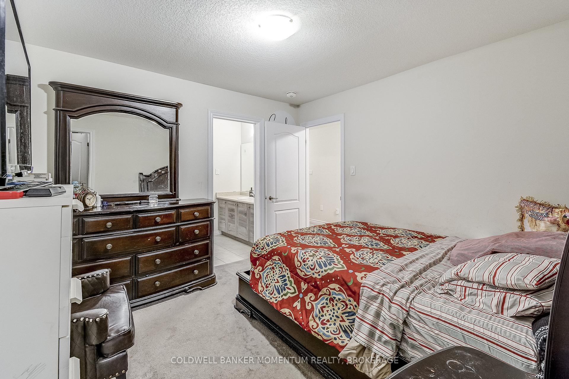 Photo 20 of 516 Barker Parkway, Thorold, Rolling Meadows — HOMEH