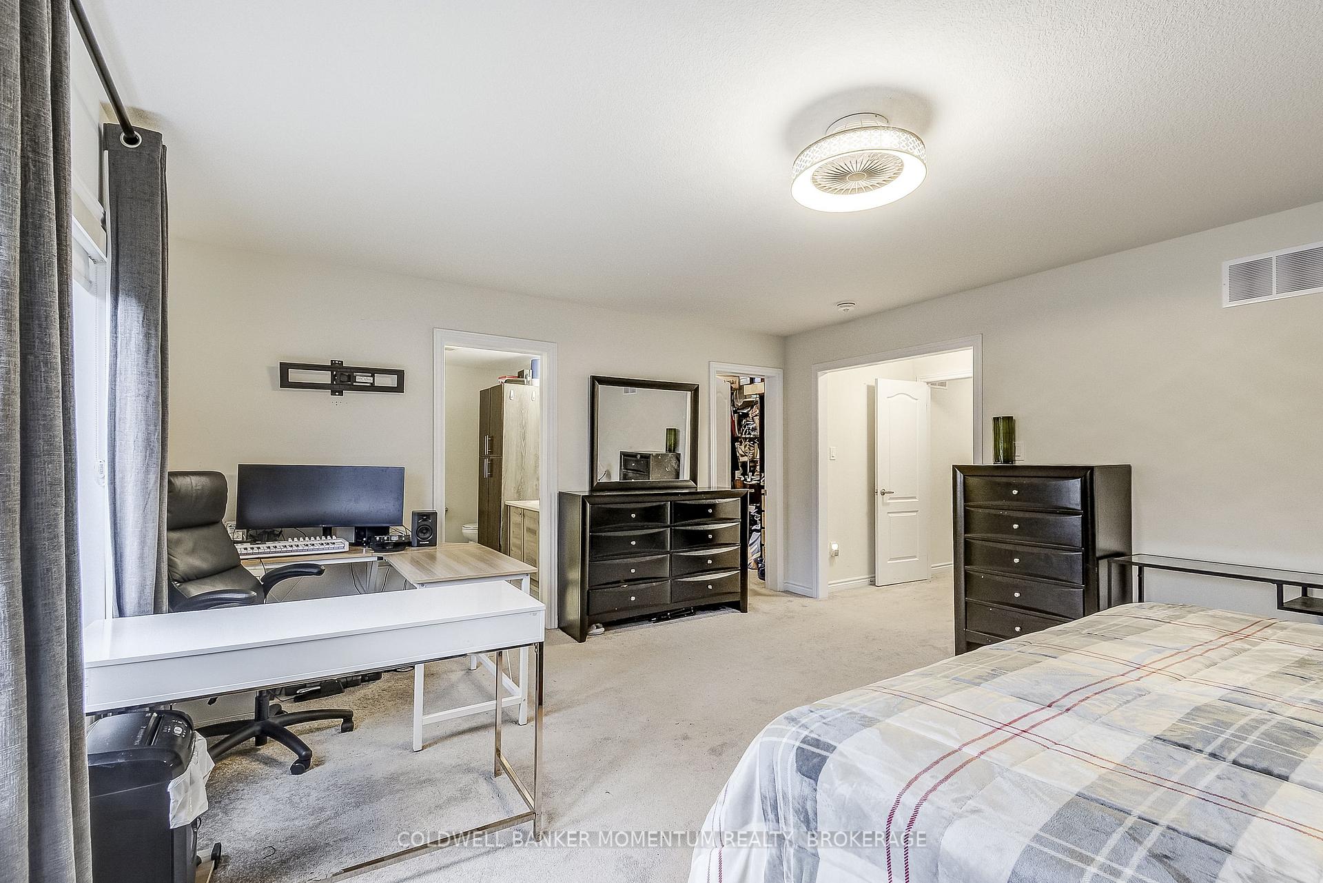Photo 11 of 516 Barker Parkway, Thorold, Rolling Meadows — HOMEH