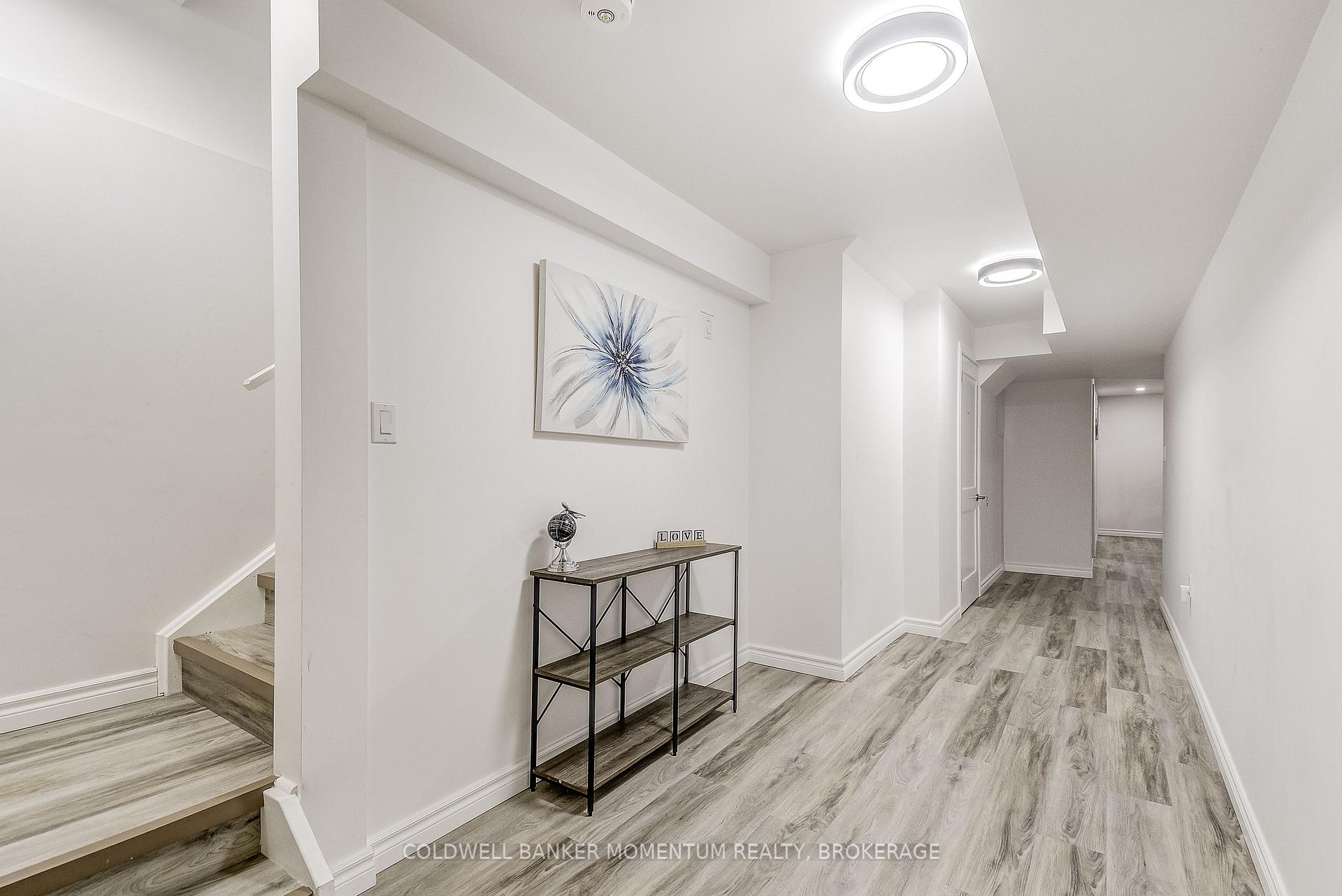 Photo 15 of 516 Barker Parkway, Thorold, Rolling Meadows — HOMEH