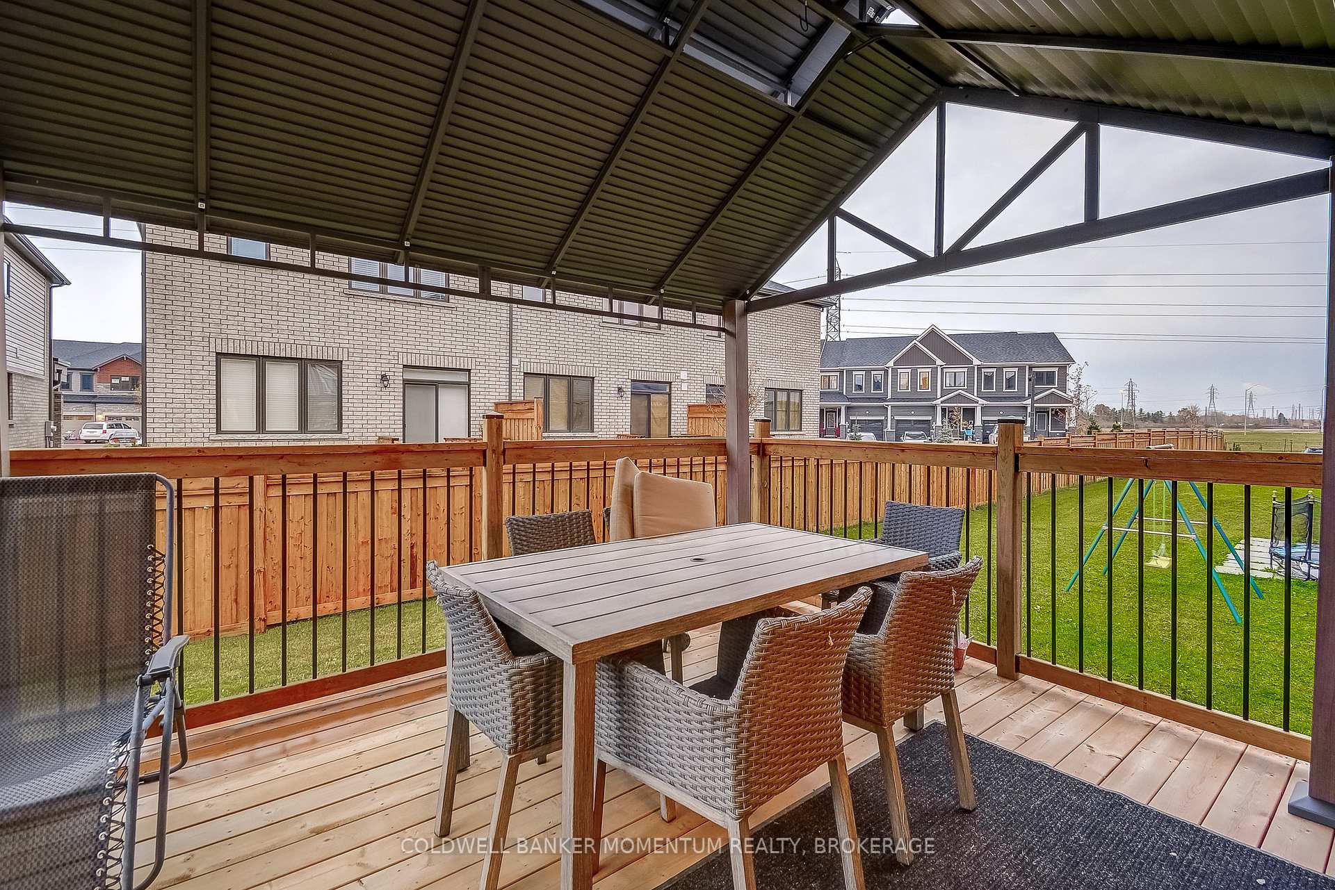 Photo 22 of 516 Barker Parkway, Thorold, Rolling Meadows — HOMEH