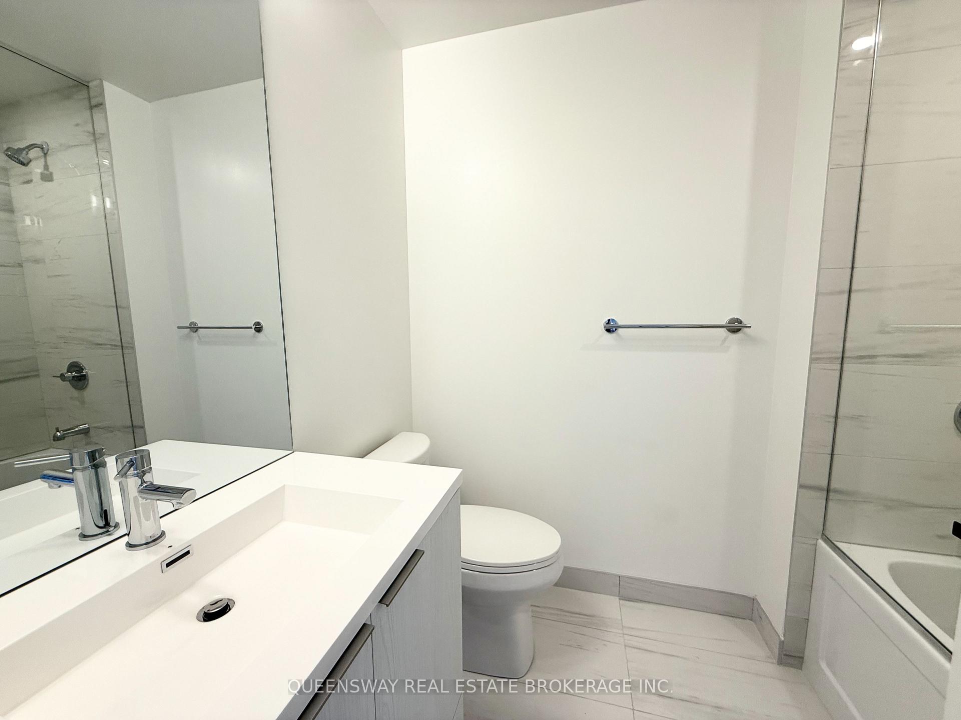 Photo 2 of Unit 2805, 8 Interchange Wy Way, Vaughan, Vaughan Corporate Centre — HOMEH