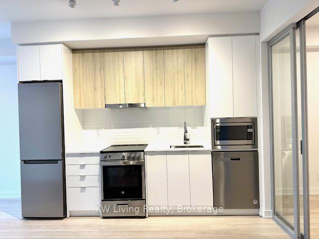 Photo 1 of Unit B-1209, 50 Upper Mall Way, Vaughan, Brownridge — HOMEH
