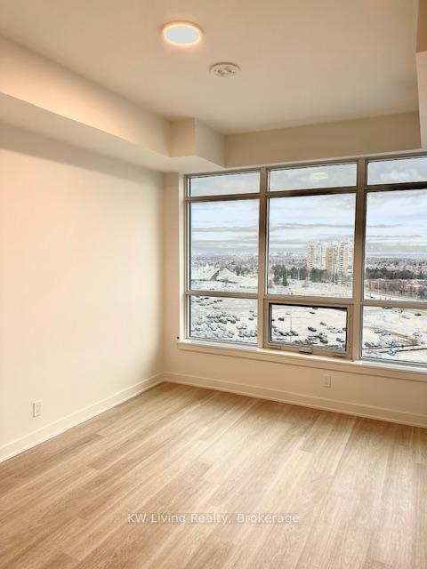 Photo 7 of Unit B-1209, 50 Upper Mall Way, Vaughan, Brownridge — HOMEH