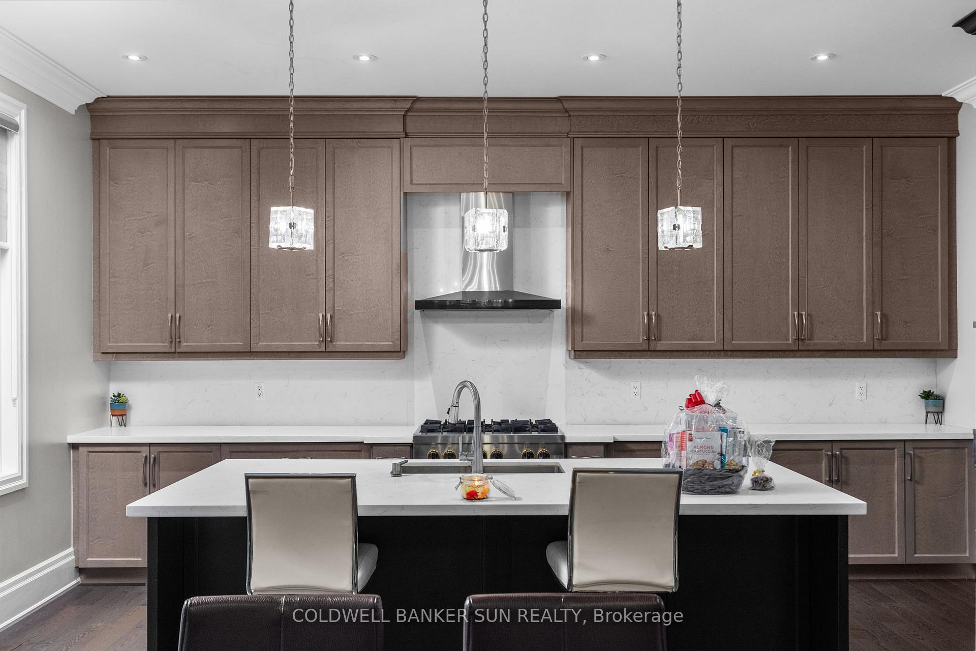 Photo 8 of 23 Mumberson Street, Innisfil, Cookstown — HOMEH