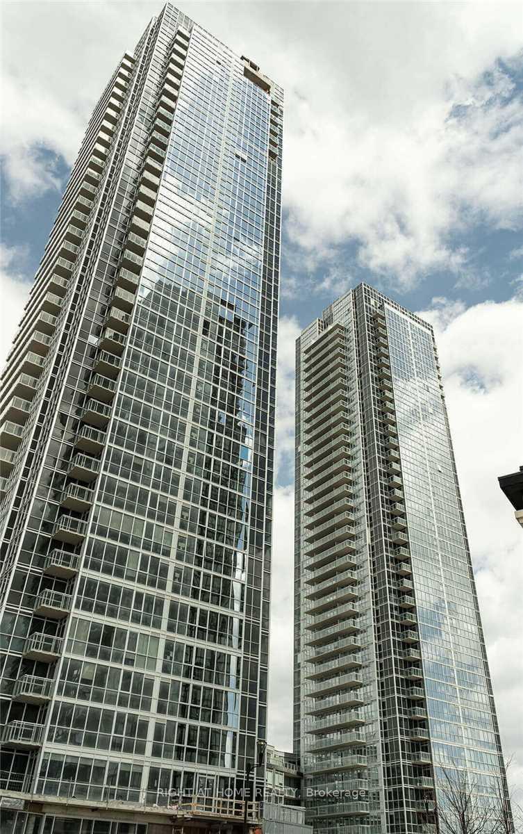Photo 1 of Unit 424, 2908 Highway 7 Road, Vaughan, Concord — HOMEH