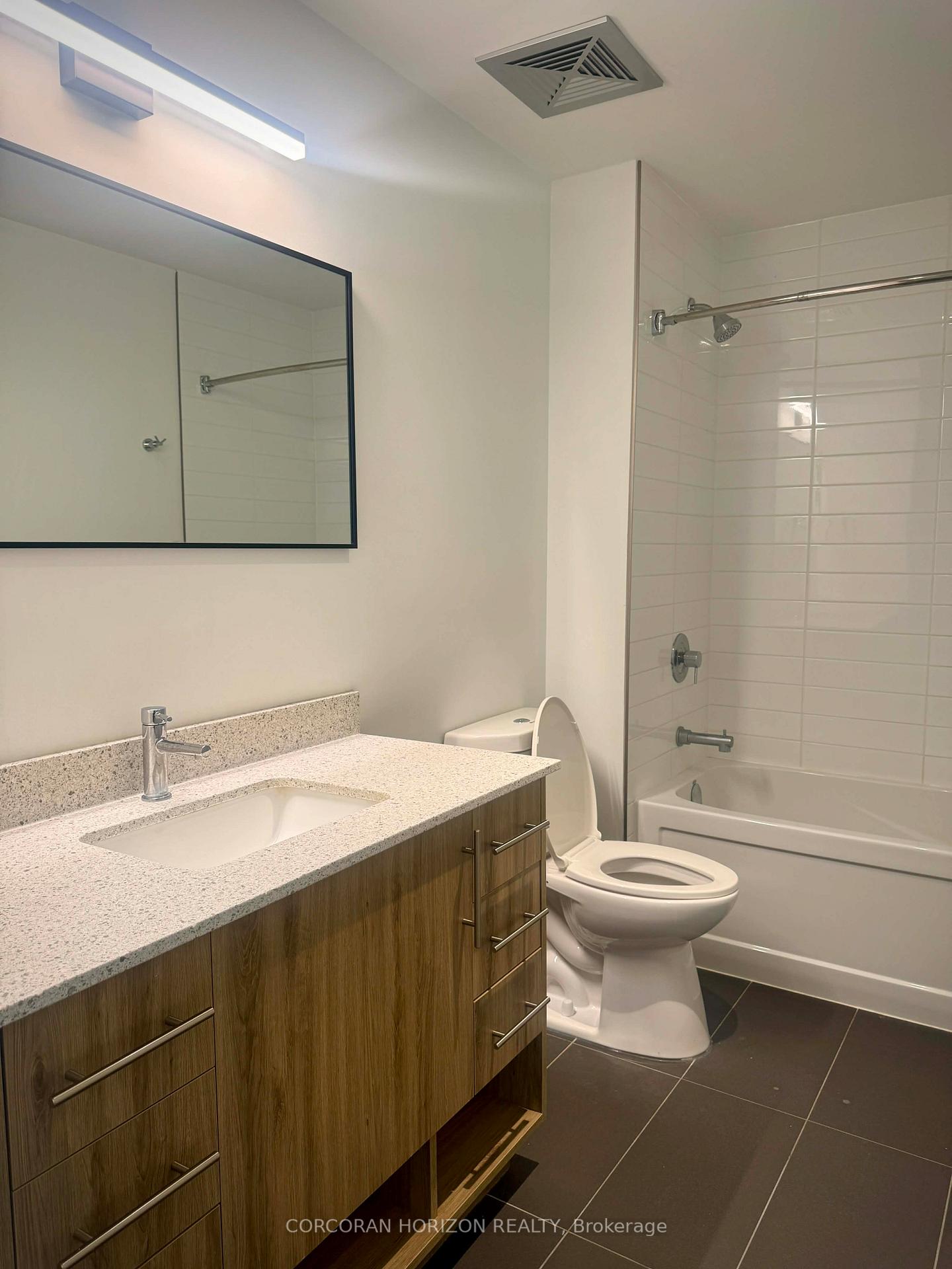 Photo 13 of Unit 703, 525 New Dundee Road, Kitchener — HOMEH