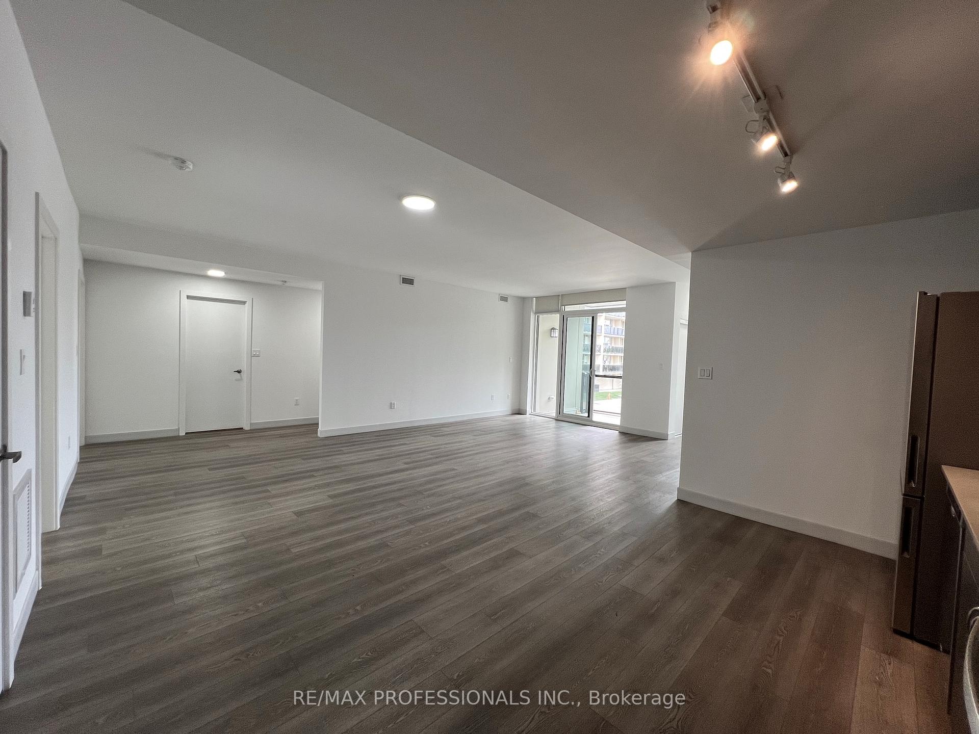 Photo 4 of Unit 102, 37 Antrim Crescent, Scarborough, Dorset Park — HOMEH