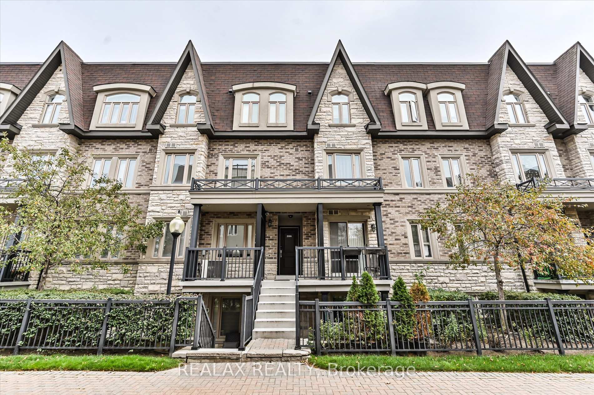Photo 19 of Unit 207, 320 John Street, Markham, Aileen-Willowbrook — HOMEH