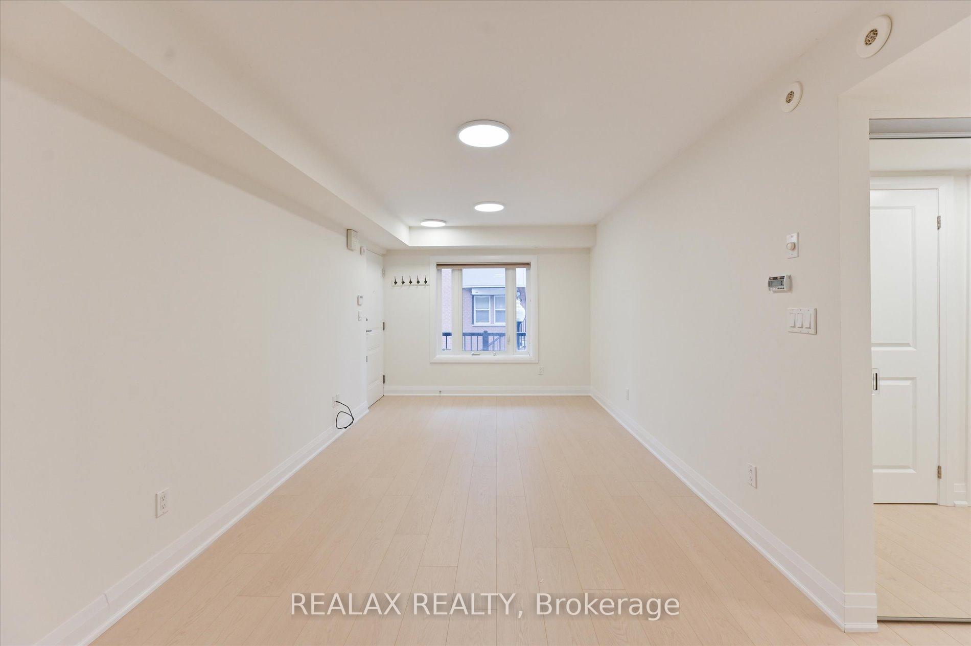Photo 8 of Unit 207, 320 John Street, Markham, Aileen-Willowbrook — HOMEH