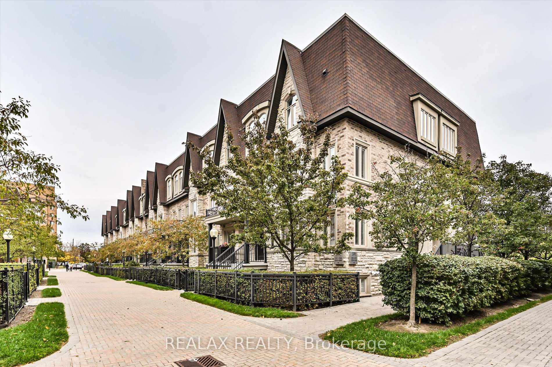 Photo 18 of Unit 207, 320 John Street, Markham, Aileen-Willowbrook — HOMEH