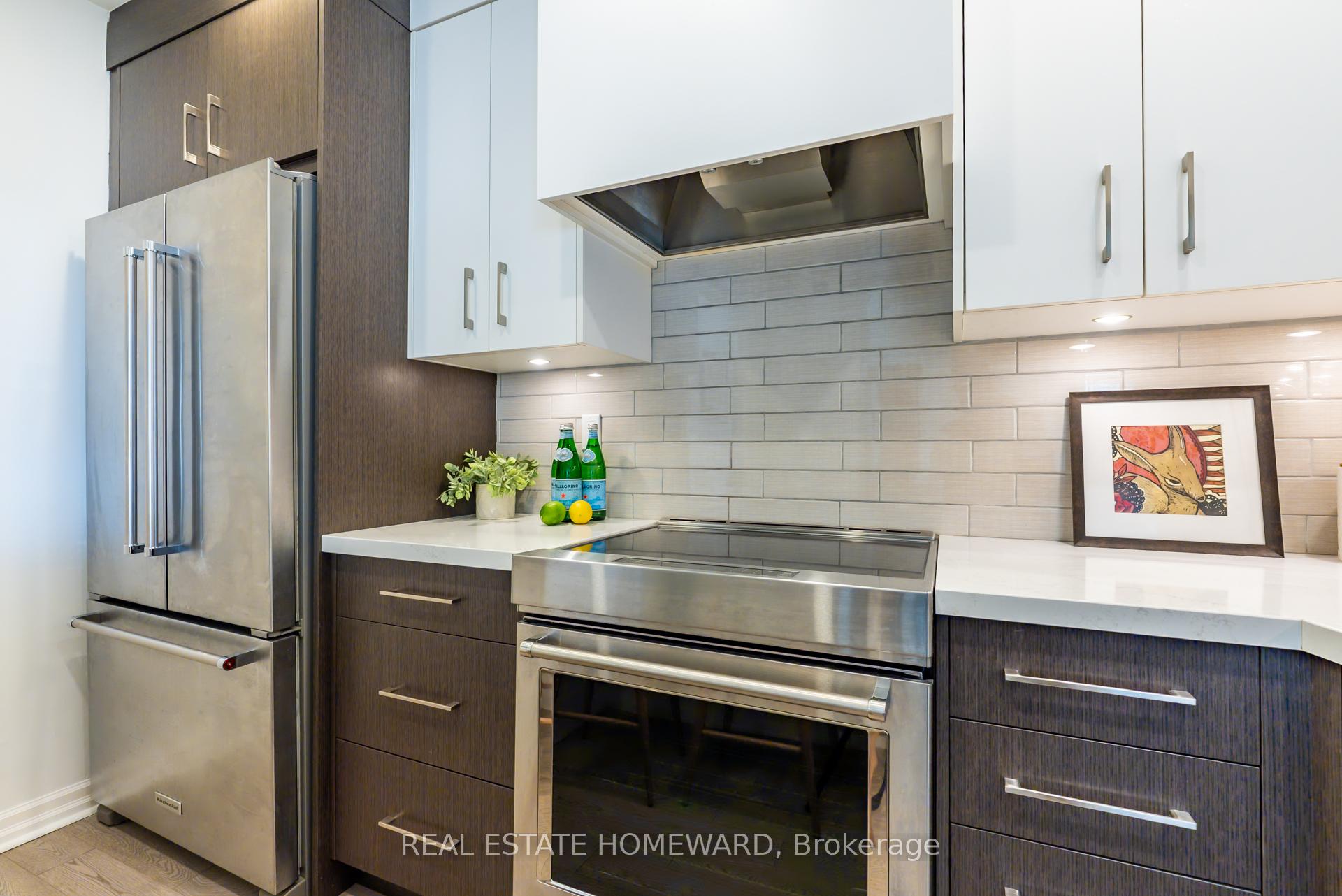 Photo 5 of Unit 2, 2 Nursewood Road, Toronto, The Beaches — HOMEH