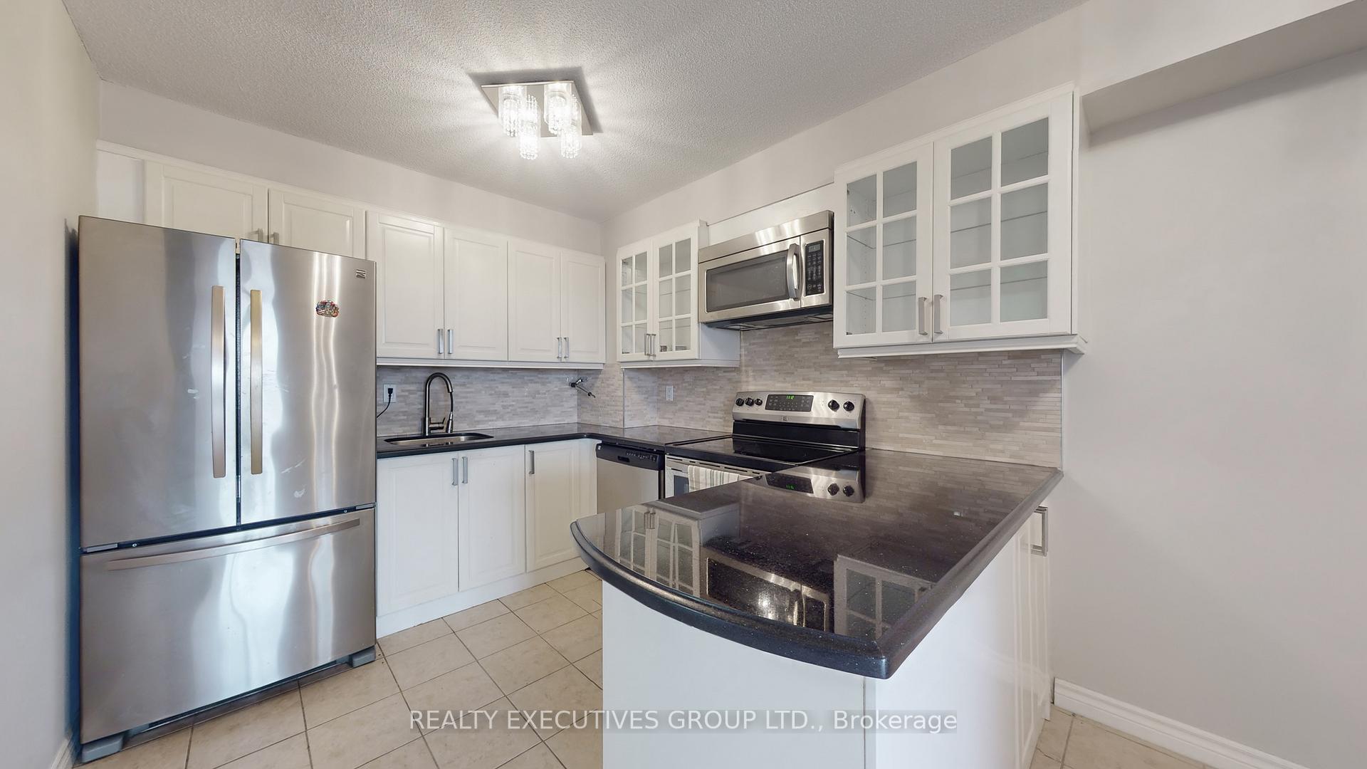 Photo 41 of Unit 902, 8111 Yonge Street, Markham, Royal Orchard — HOMEH