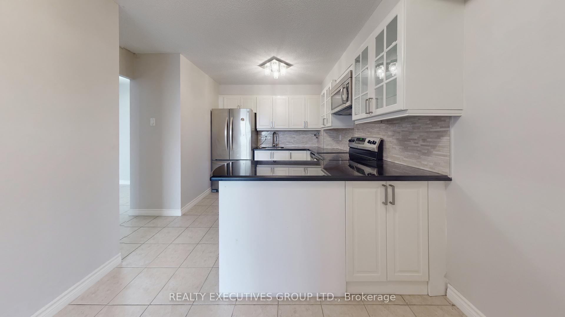Photo 21 of Unit 902, 8111 Yonge Street, Markham, Royal Orchard — HOMEH