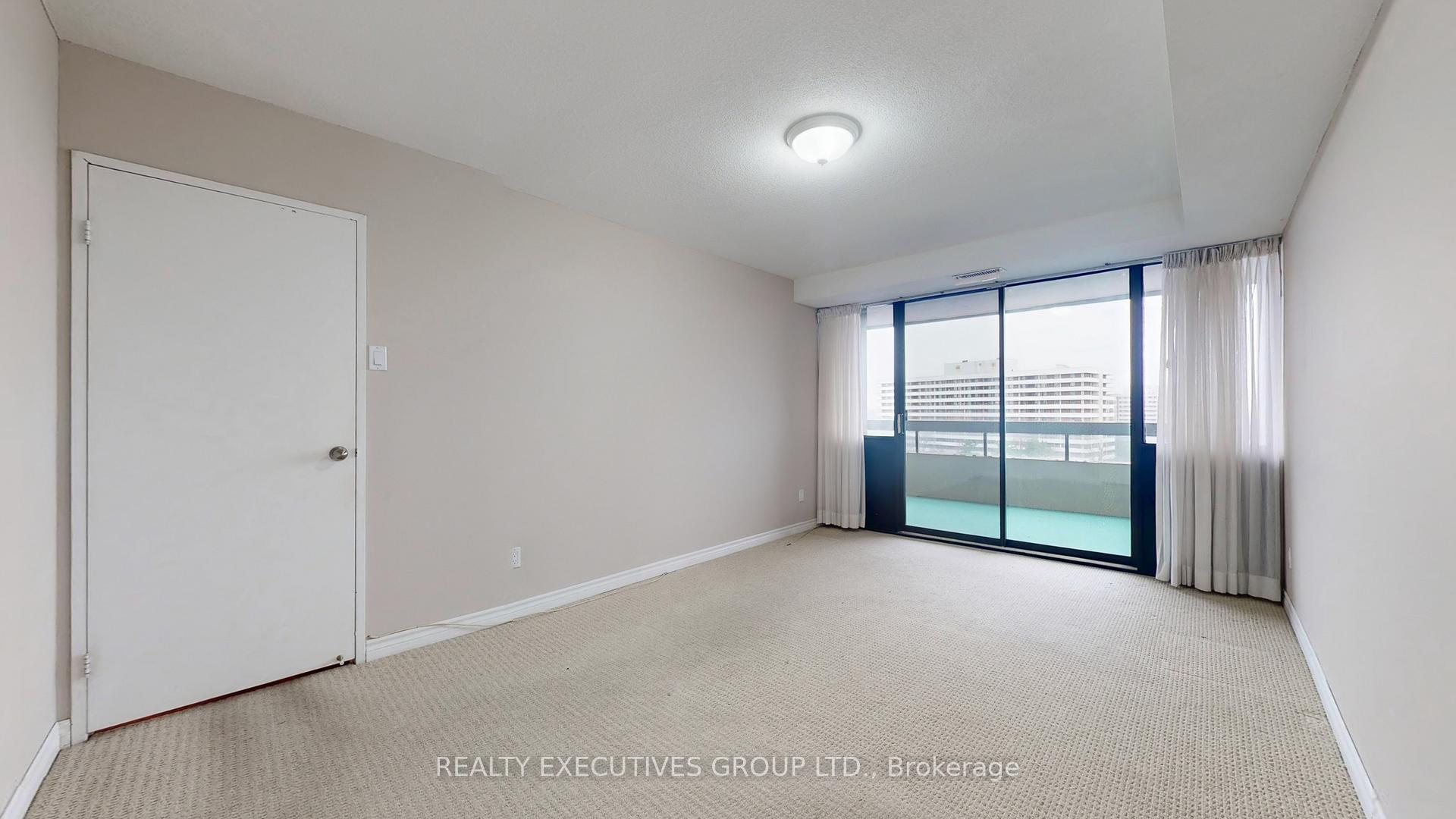 Photo 43 of Unit 902, 8111 Yonge Street, Markham, Royal Orchard — HOMEH