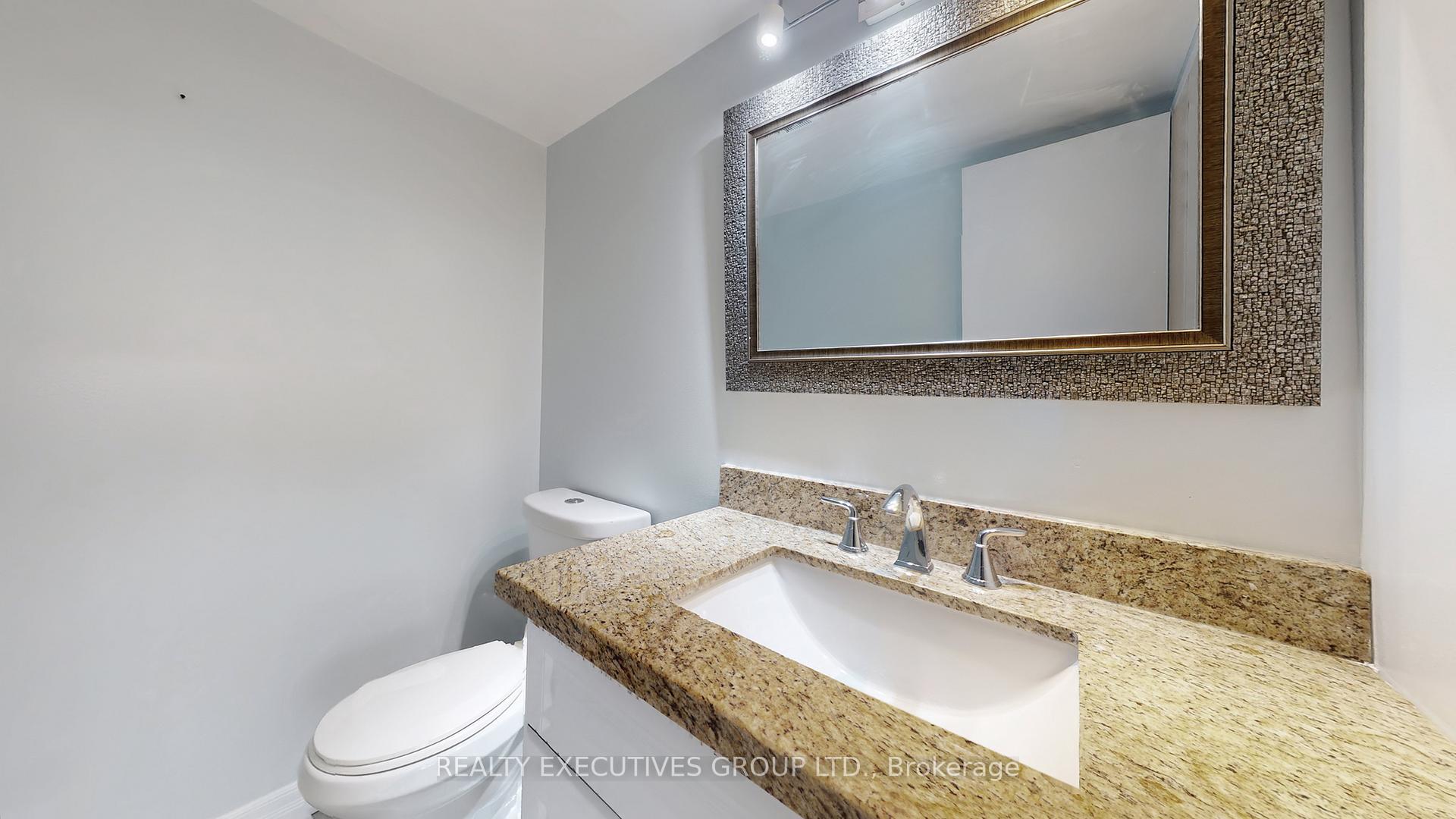 Photo 9 of Unit 902, 8111 Yonge Street, Markham, Royal Orchard — HOMEH