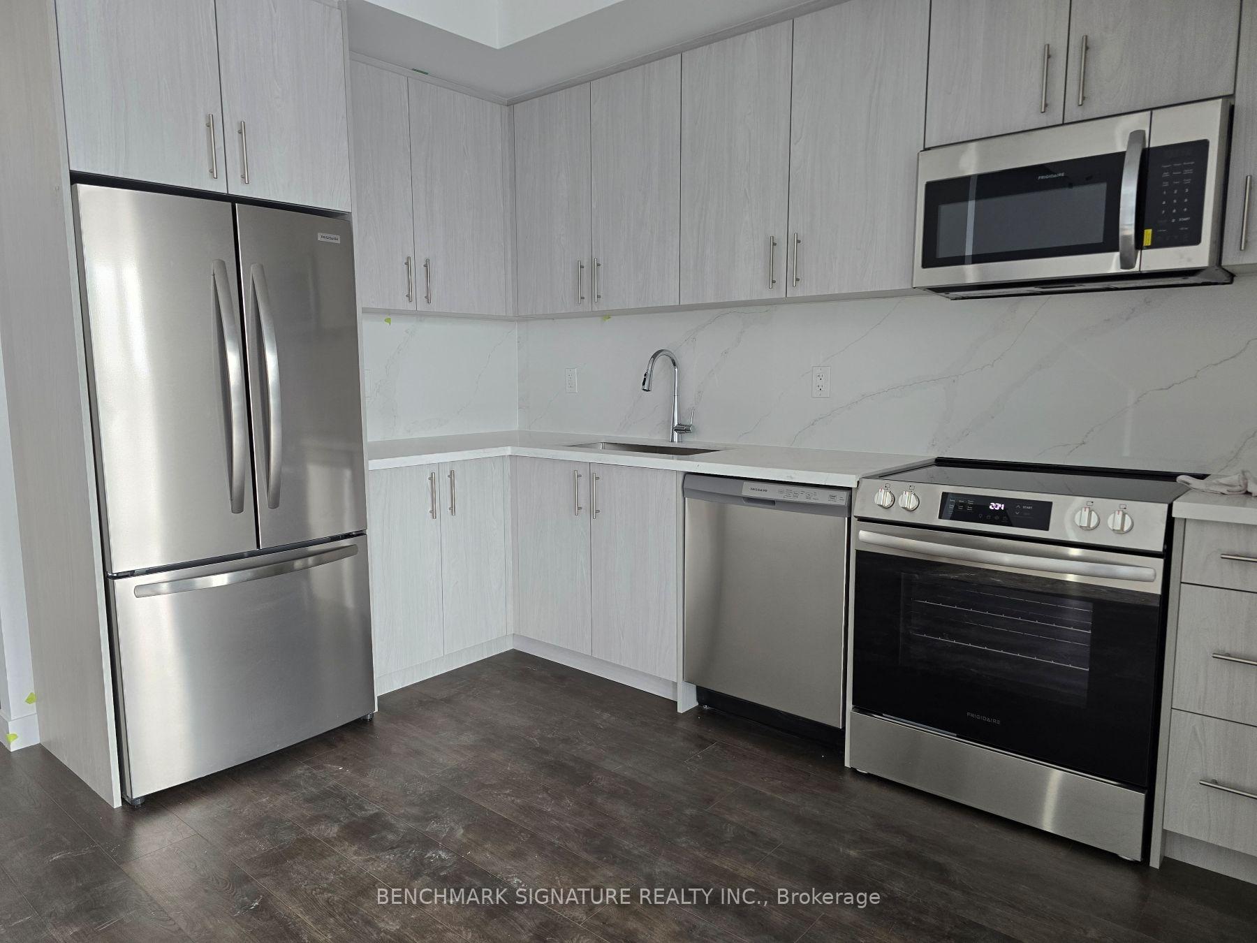 Photo 8 of Unit 520, 30 Markdale Lane, Markham, Middlefield — HOMEH