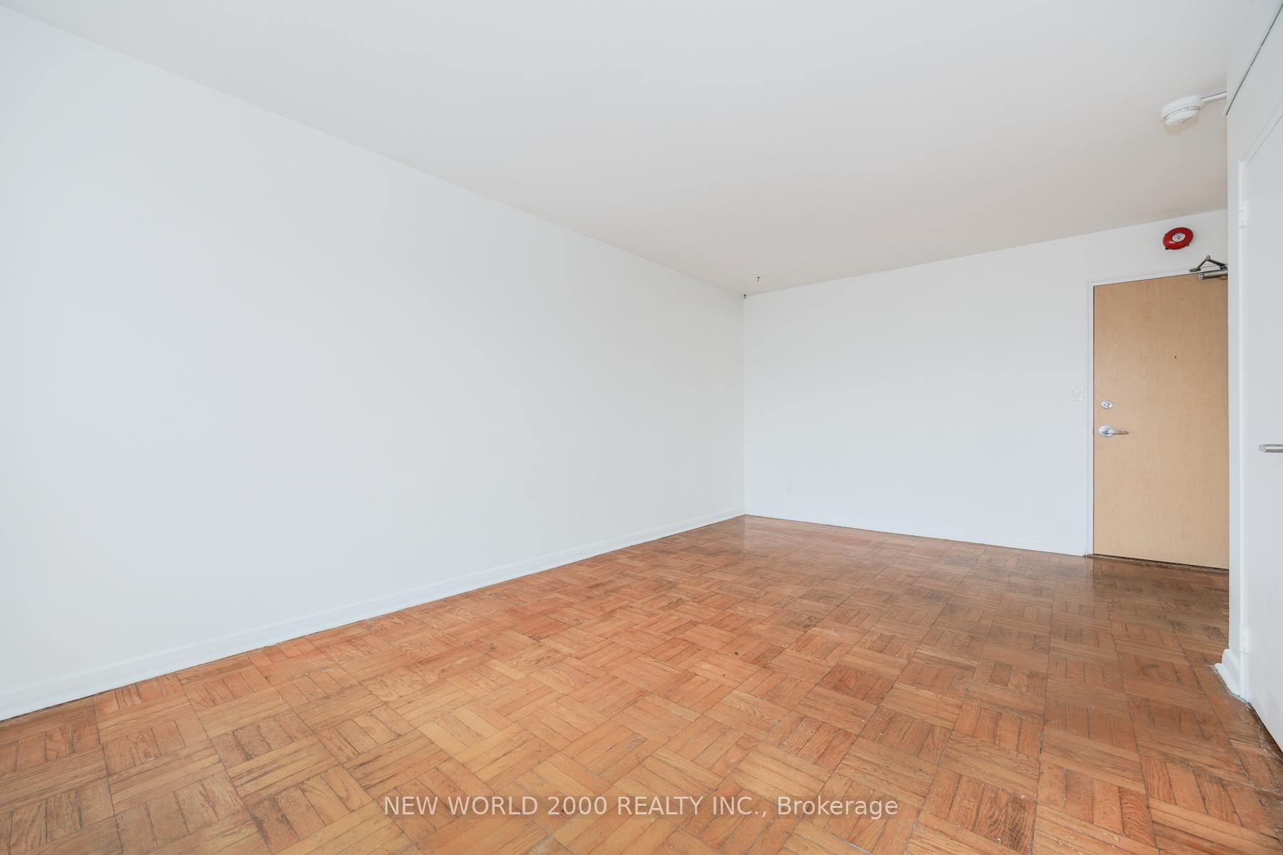 Photo 13 of Unit 902, 88 Bernard Avenue, Toronto, The Annex — HOMEH