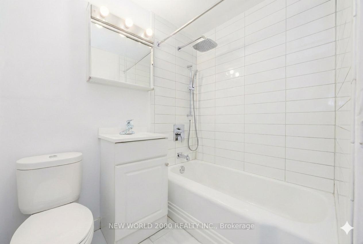Photo 7 of Unit 902, 88 Bernard Avenue, Toronto, The Annex — HOMEH