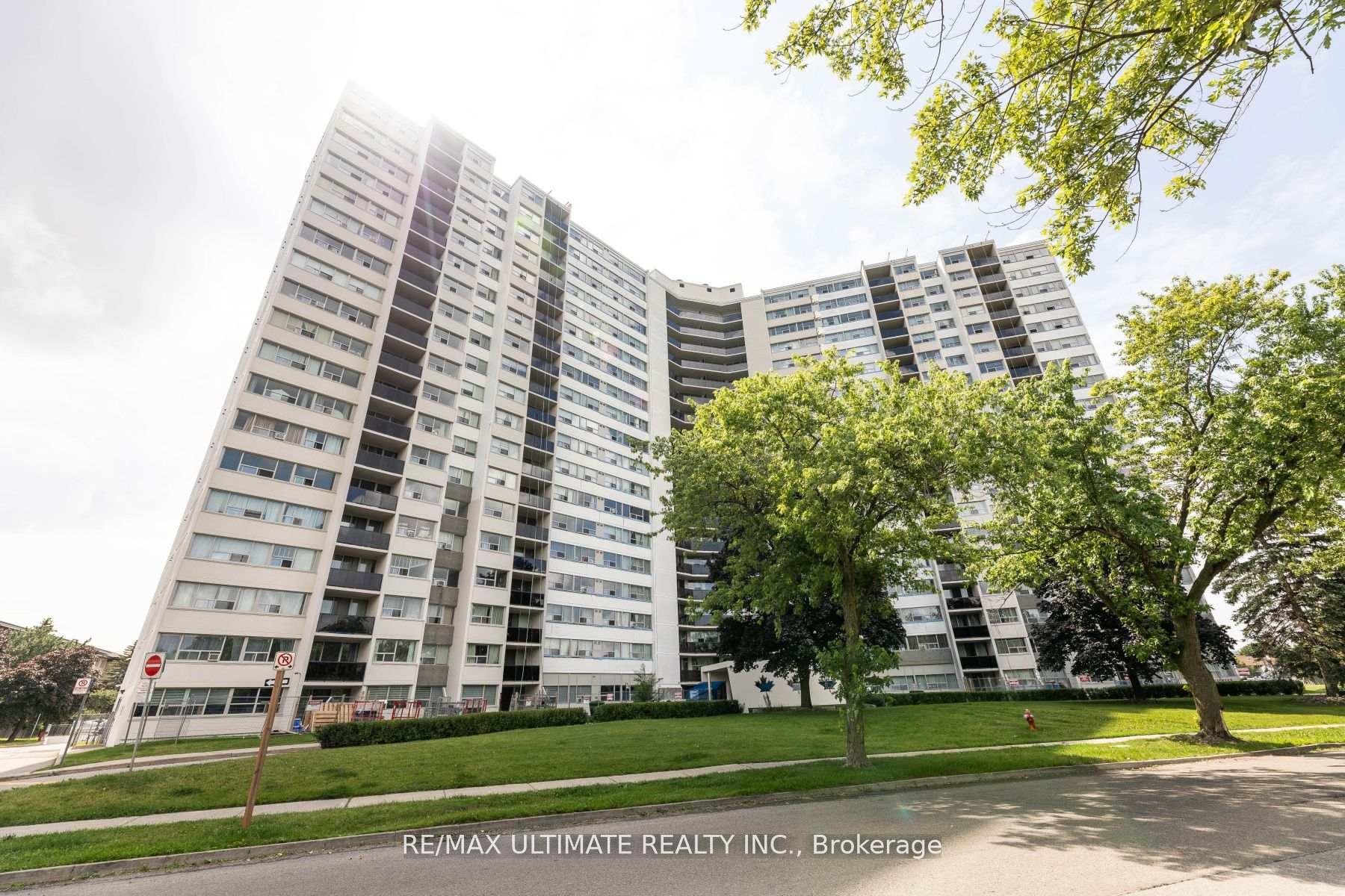 Front of Unit 1007, 530 Lolita Garden