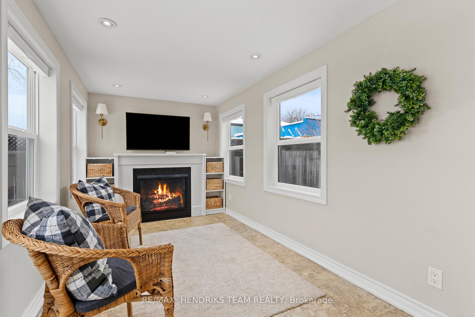 Photo 35 of 9 Rosemount Avenue, St. Catharines, Vine/Linwell — HOMEH