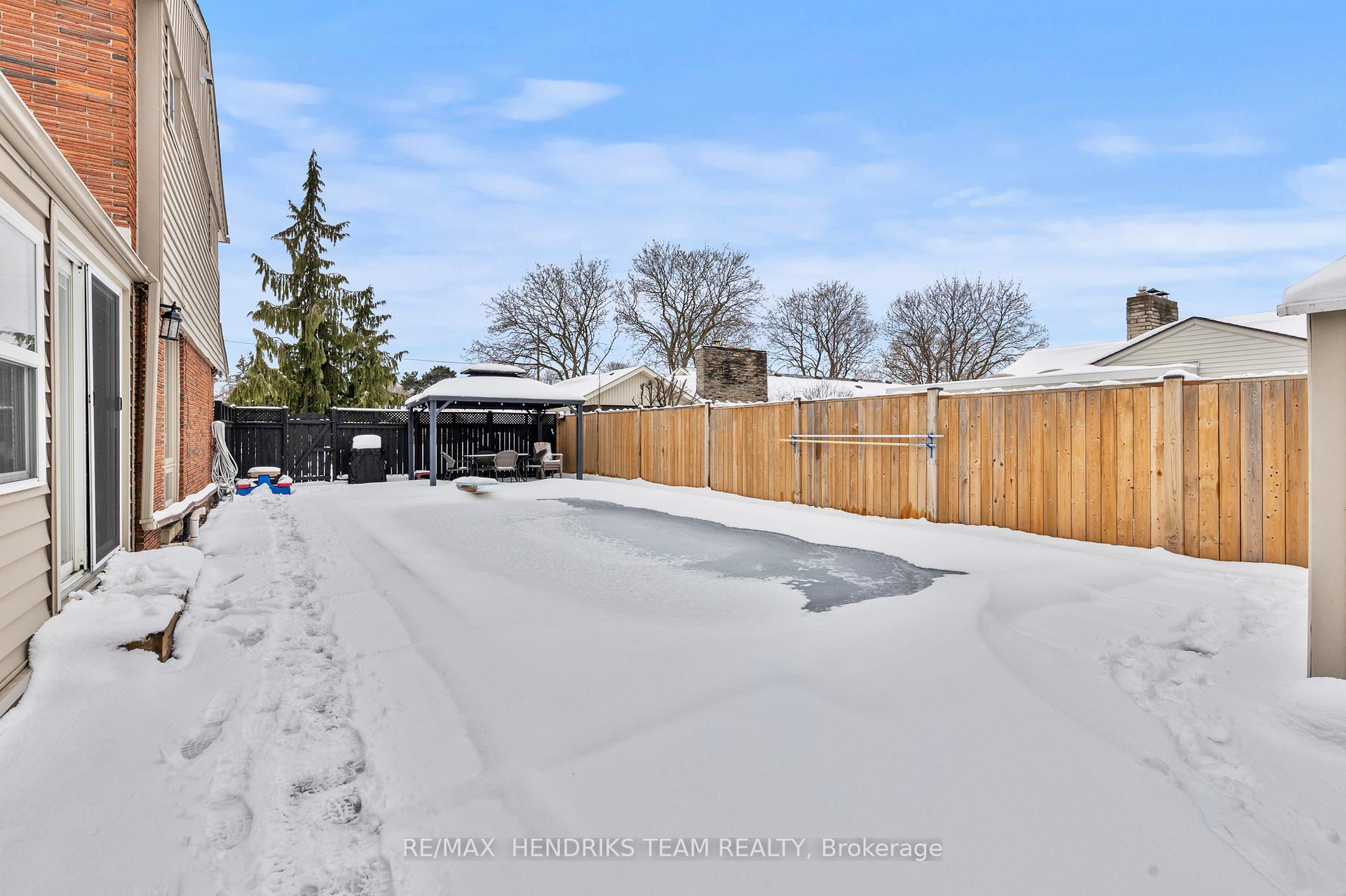 Photo 34 of 9 Rosemount Avenue, St. Catharines, Vine/Linwell — HOMEH