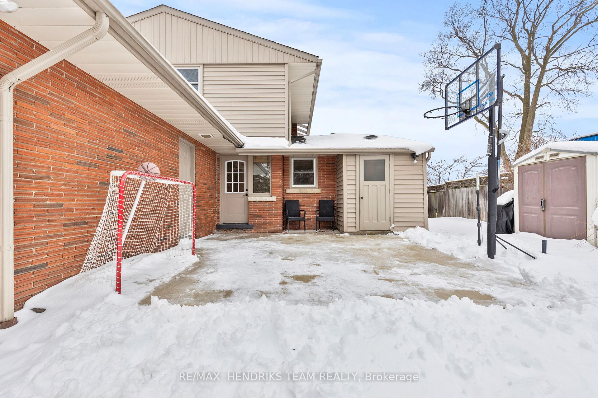 Photo 38 of 9 Rosemount Avenue, St. Catharines, Vine/Linwell — HOMEH