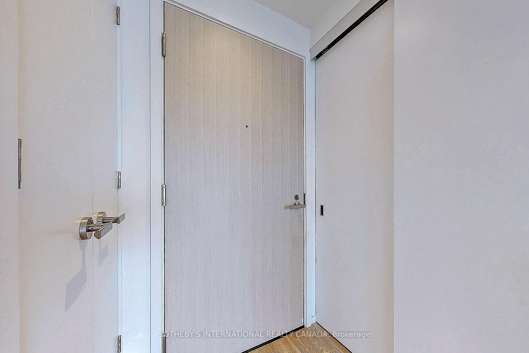 Photo 9 of Unit 2006, 5 Soudan Avenue, Toronto, Mount Pleasant West — HOMEH