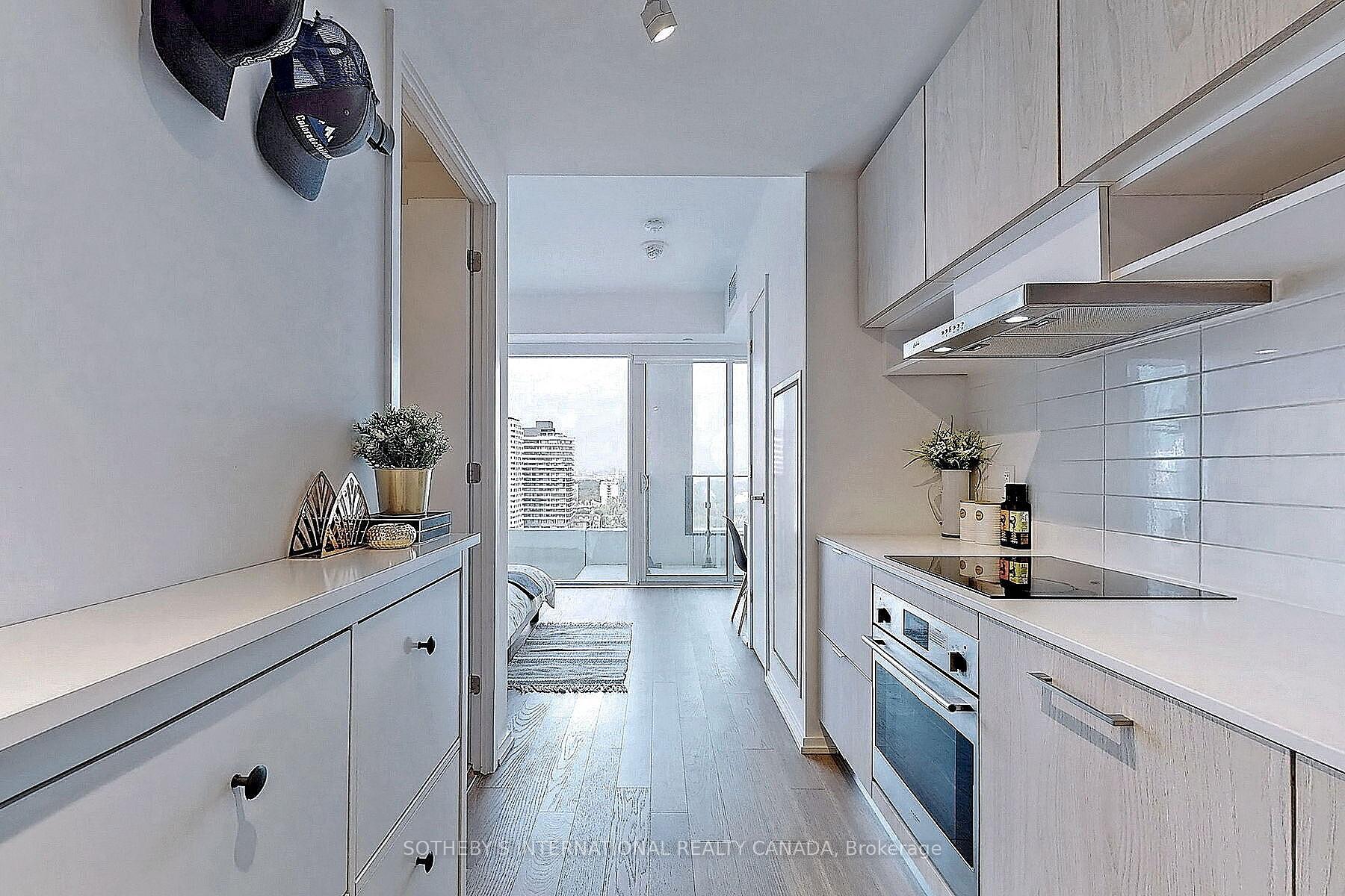 Photo 8 of Unit 2006, 5 Soudan Avenue, Toronto, Mount Pleasant West — HOMEH
