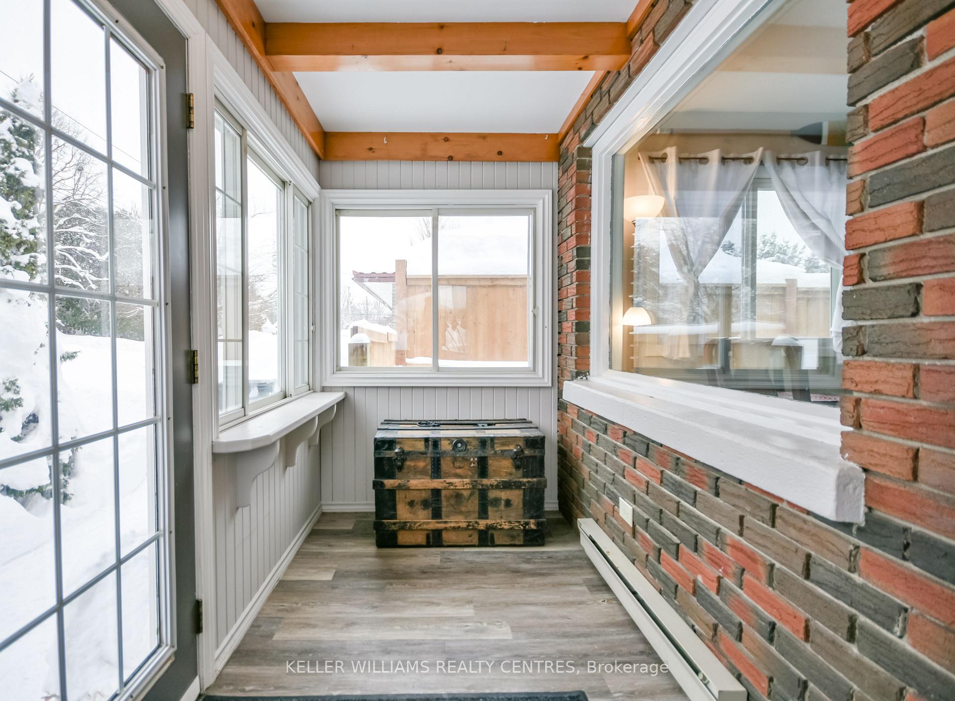 Photo 2 of 318 Colborne Street, Midland — HOMEH