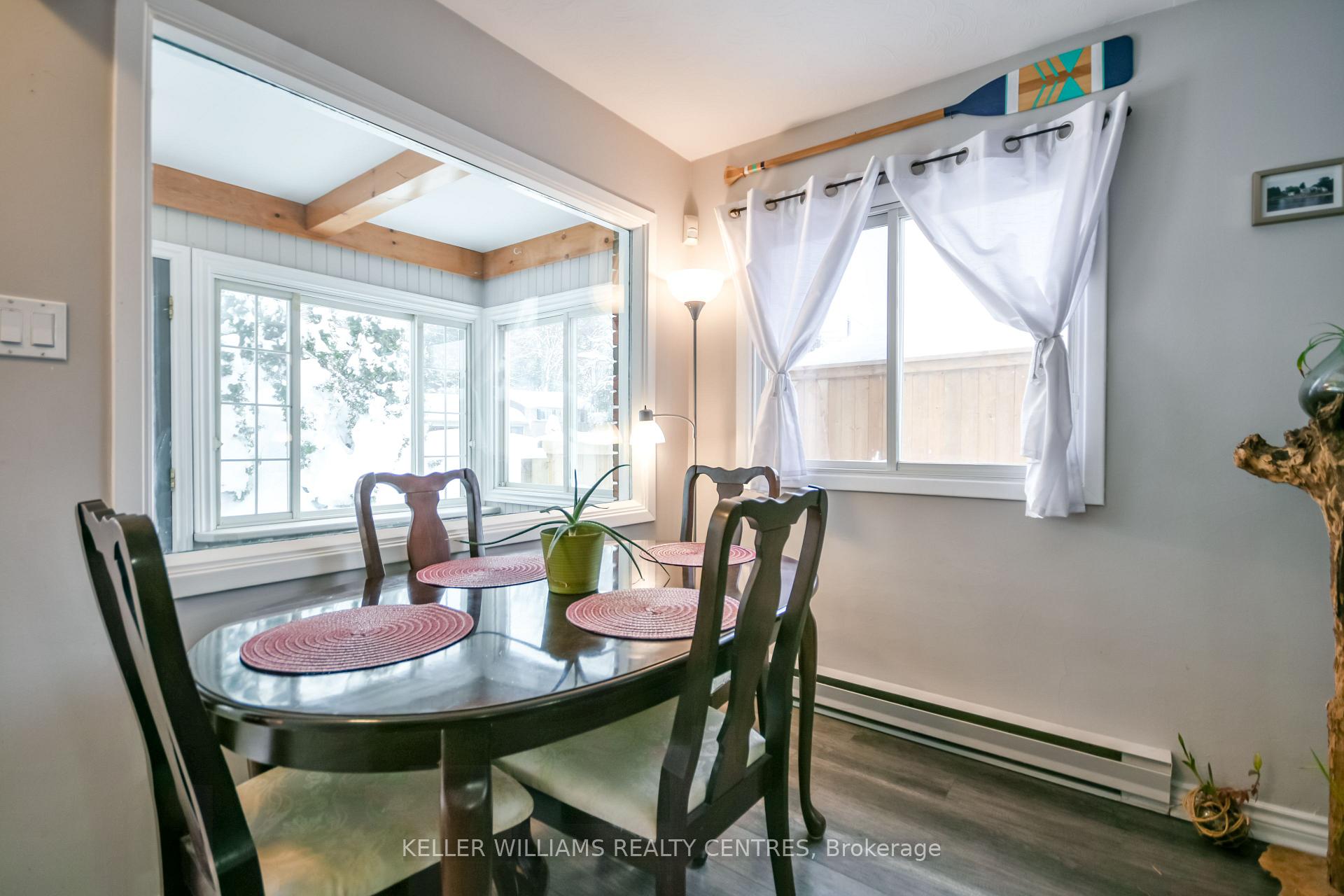 Photo 17 of 318 Colborne Street, Midland — HOMEH