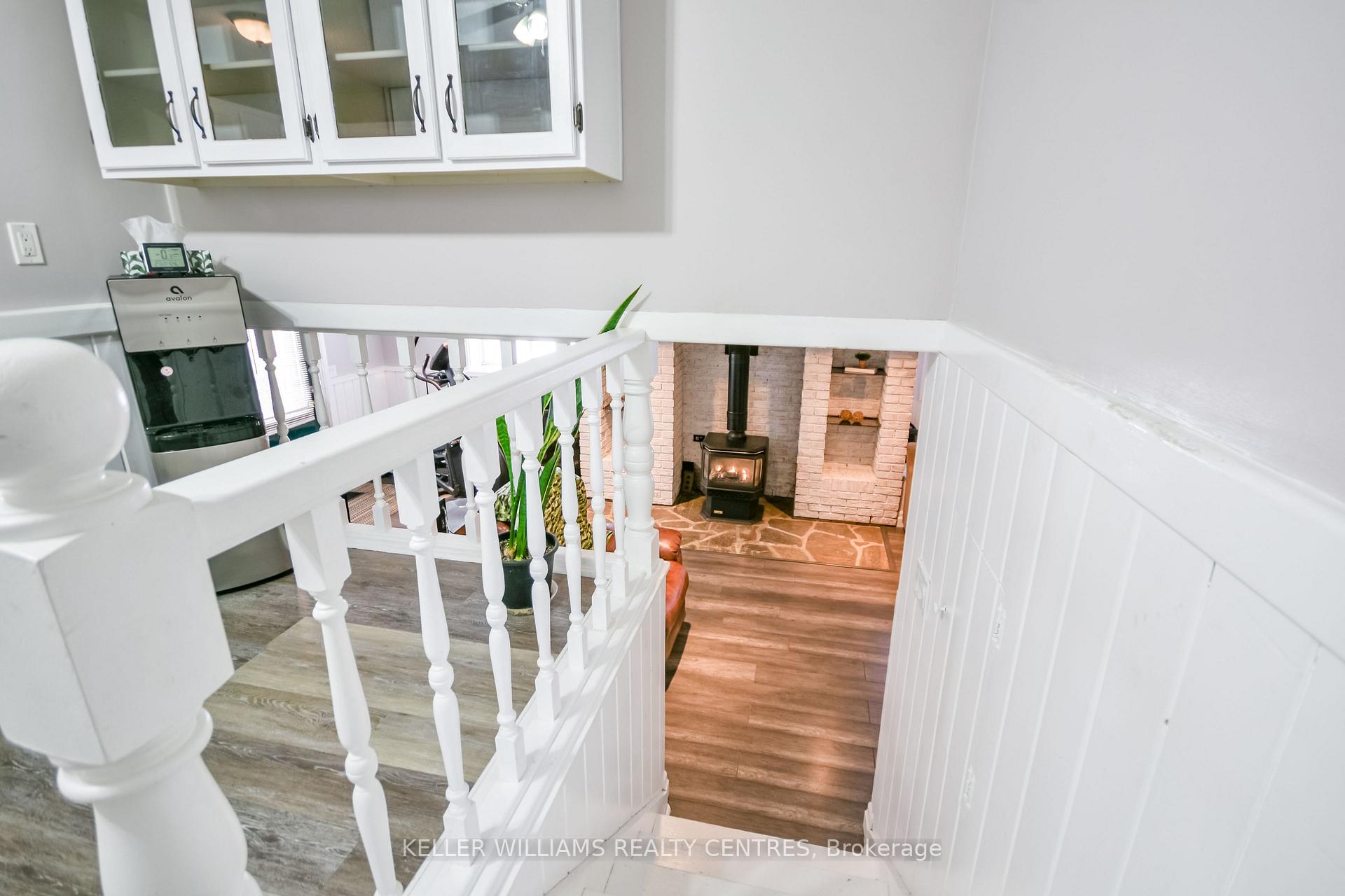 Photo 13 of 318 Colborne Street, Midland — HOMEH