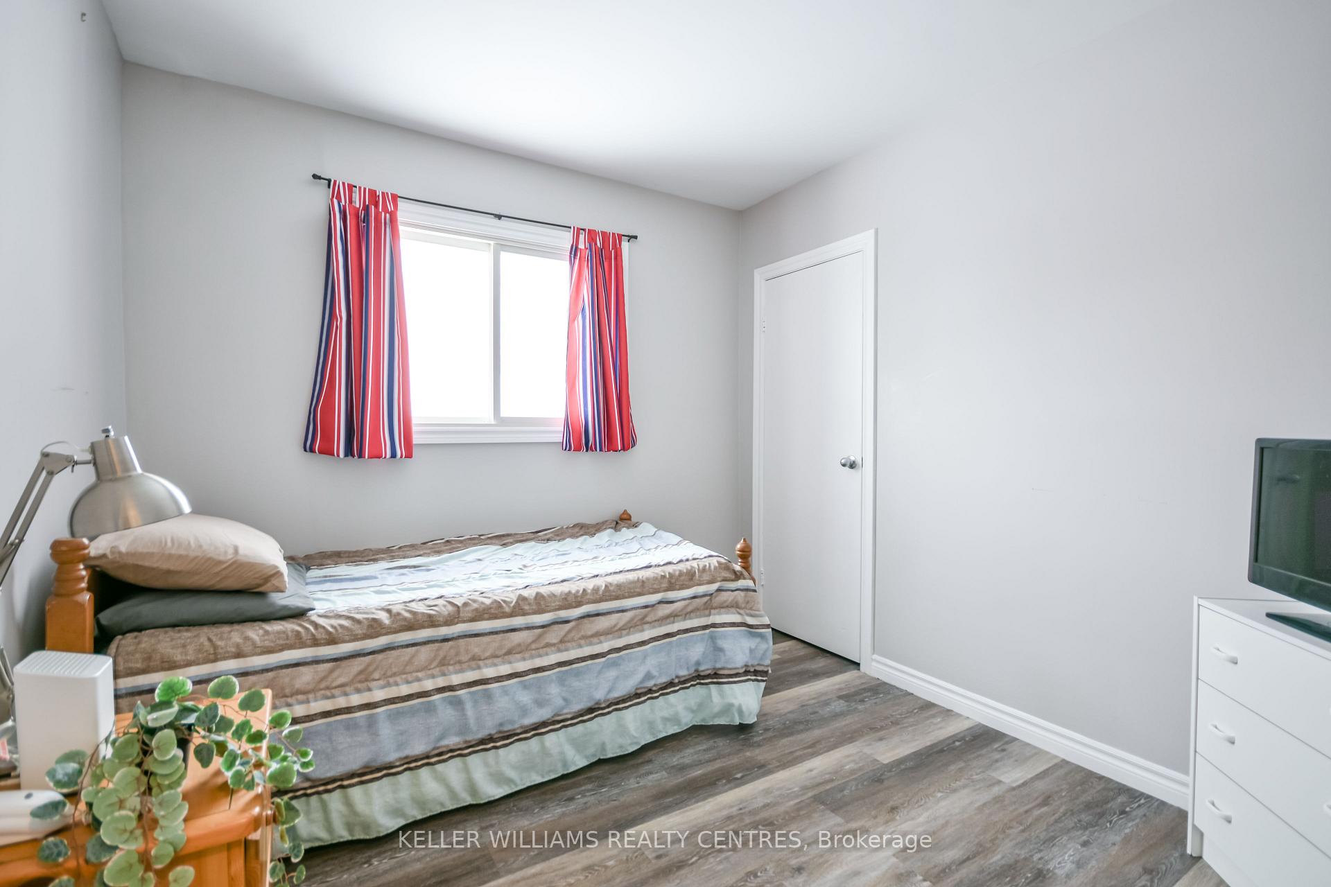 Photo 39 of 318 Colborne Street, Midland — HOMEH