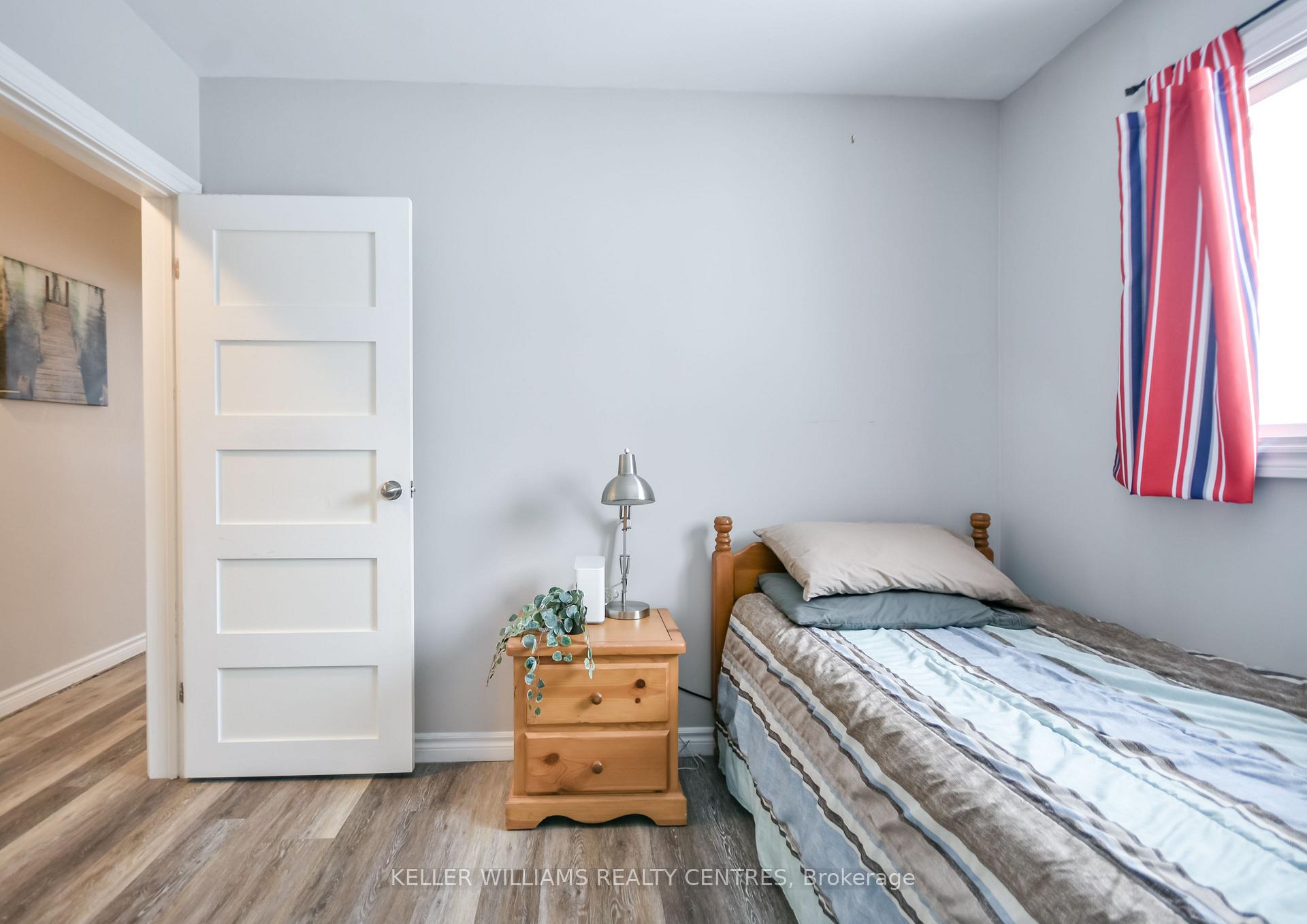 Photo 43 of 318 Colborne Street, Midland — HOMEH