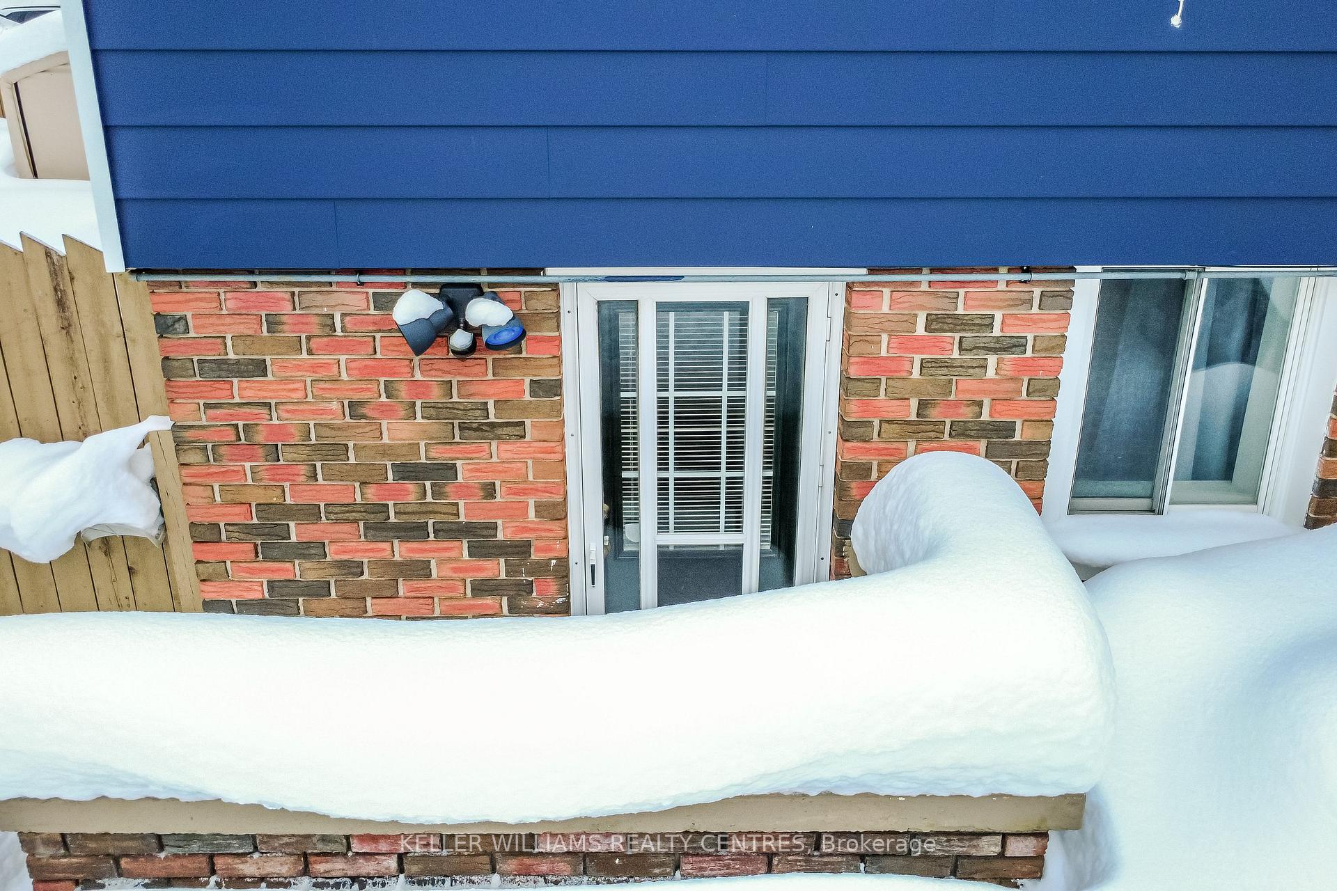 Photo 16 of 318 Colborne Street, Midland — HOMEH