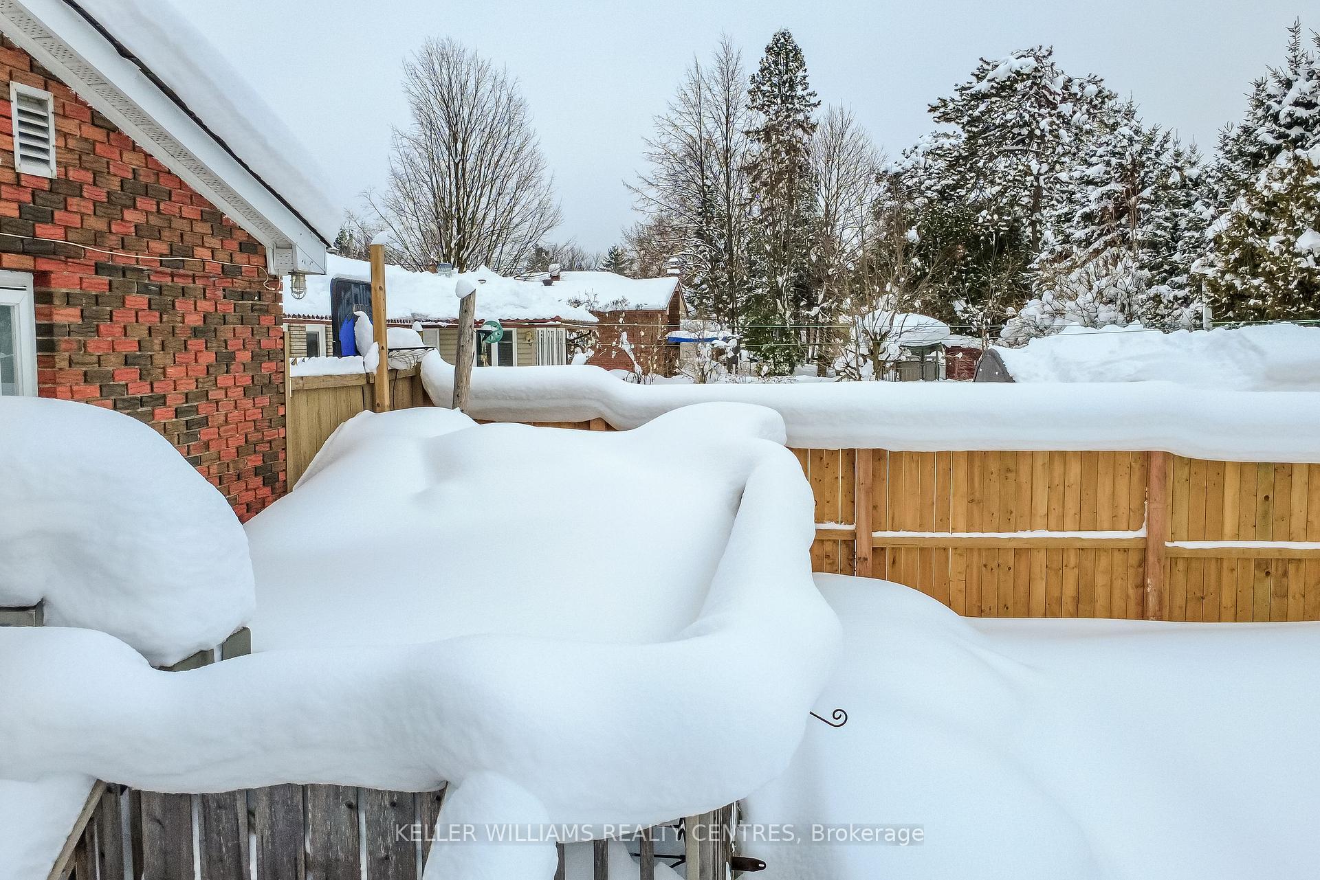 Photo 37 of 318 Colborne Street, Midland — HOMEH