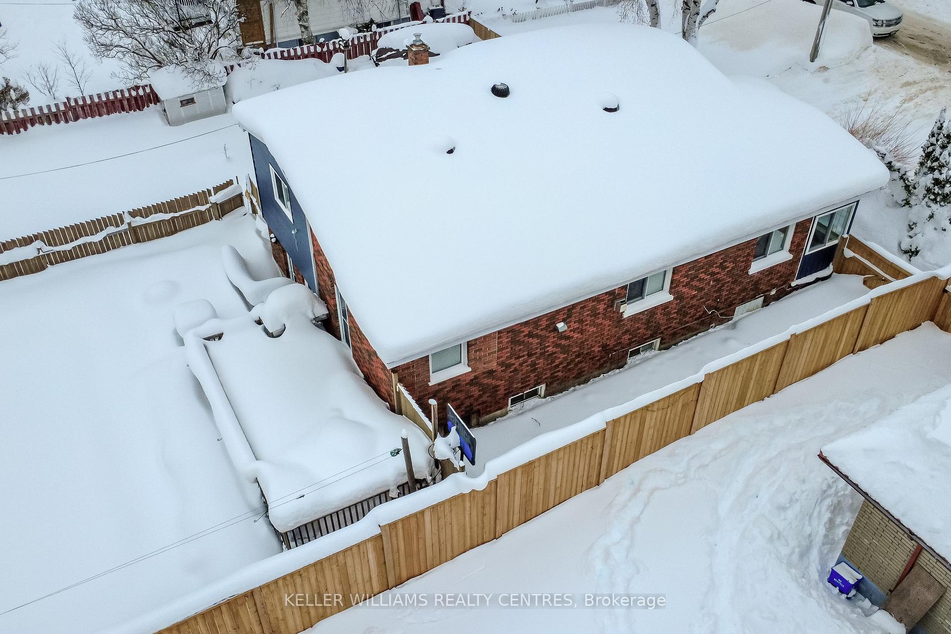 Photo 35 of 318 Colborne Street, Midland — HOMEH