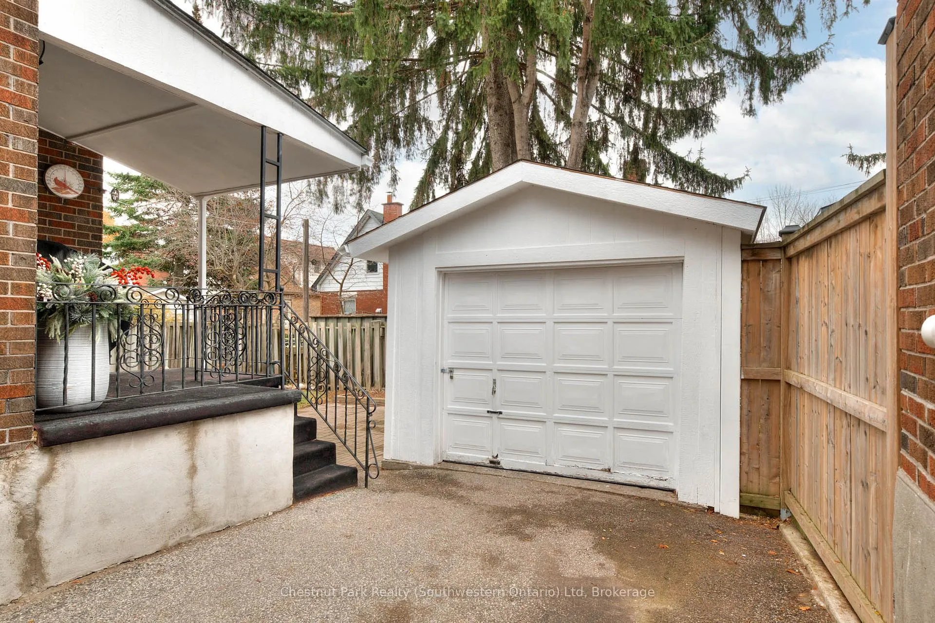 Photo 9 of 19 Stull Avenue, Guelph, Exhibition Park — HOMEH