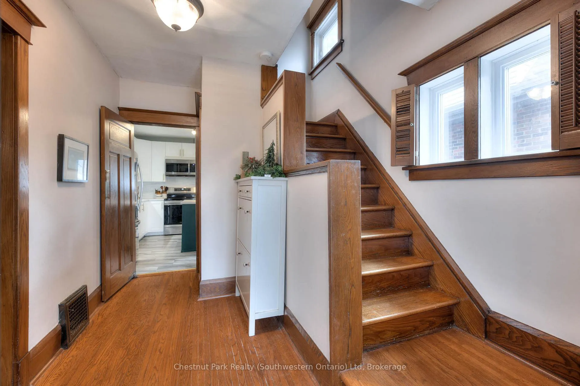 Photo 17 of 19 Stull Avenue, Guelph, Exhibition Park — HOMEH