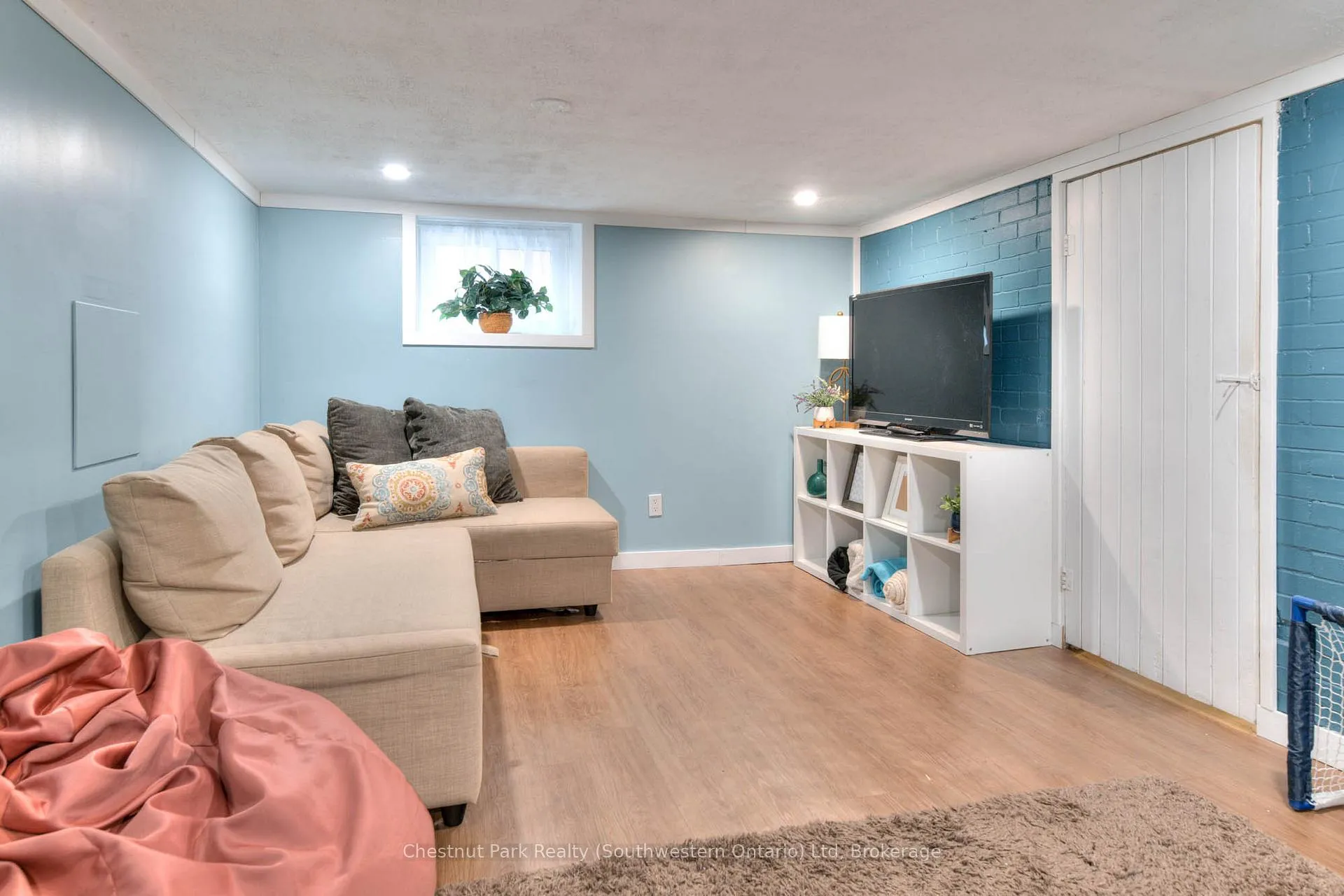 Photo 63 of 19 Stull Avenue, Guelph, Exhibition Park — HOMEH